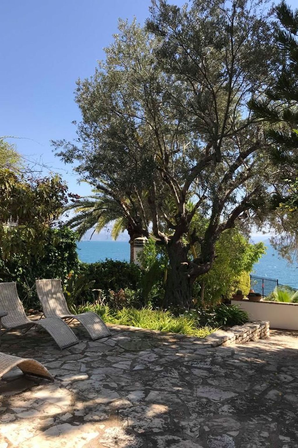 Geräumiges Ferienhaus in Chania mit Meerblick-Buiten