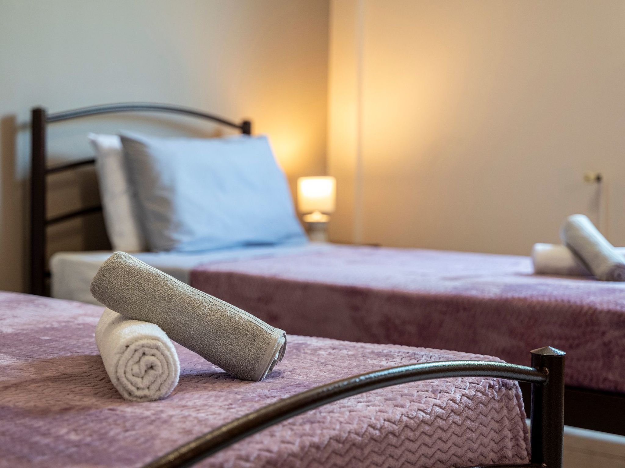 In einem Olivenhain in Strandnähe - Inside