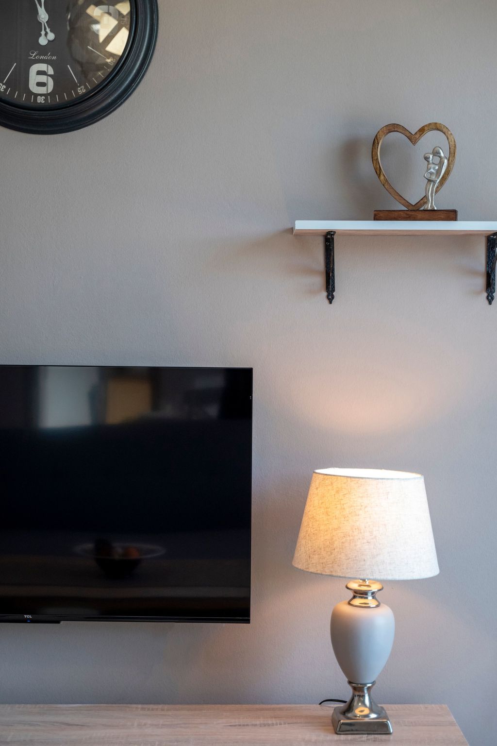 In einem Olivenhain in Strandnähe - Inside