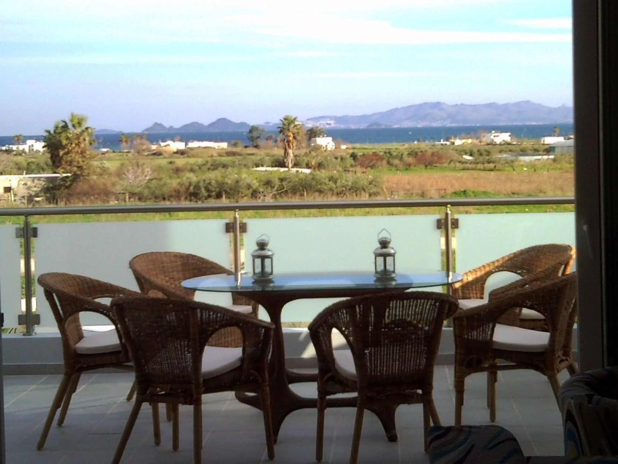 Villa "Xenos" mit Blick auf das Wasser-Buiten