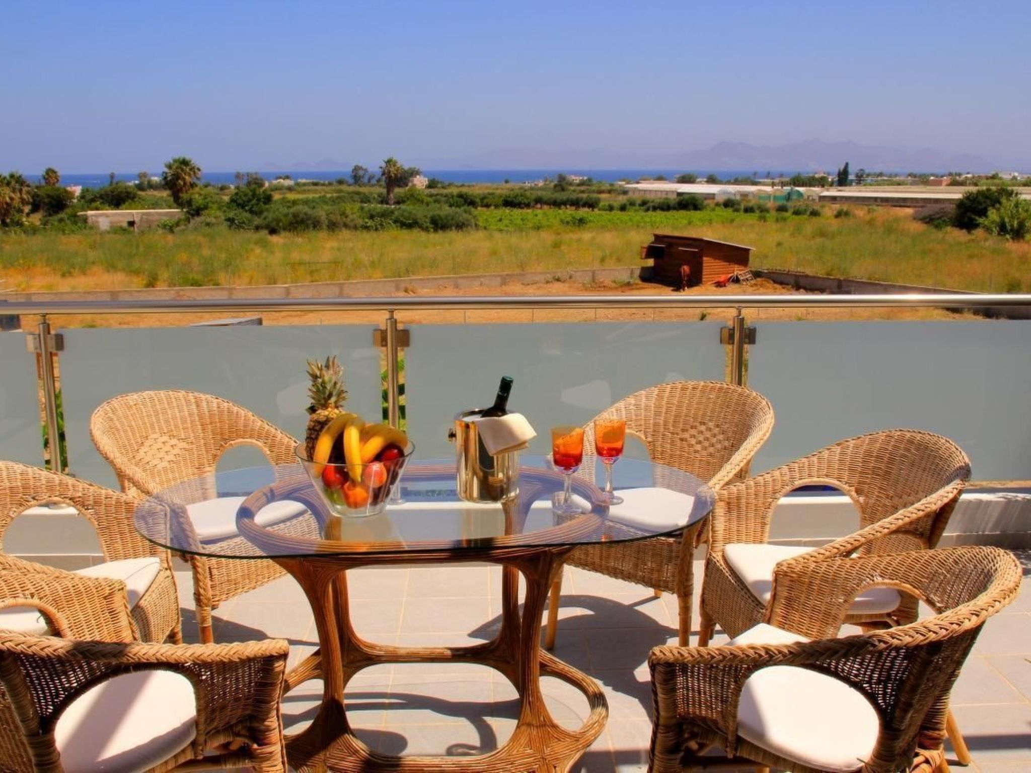 Villa "Xenos" mit Blick auf das Wasser-Buiten
