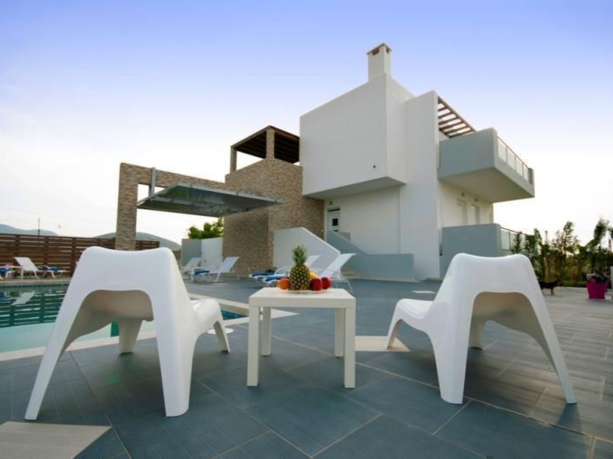 Villa "Xenos" mit Blick auf das Wasser-Image-tags.info