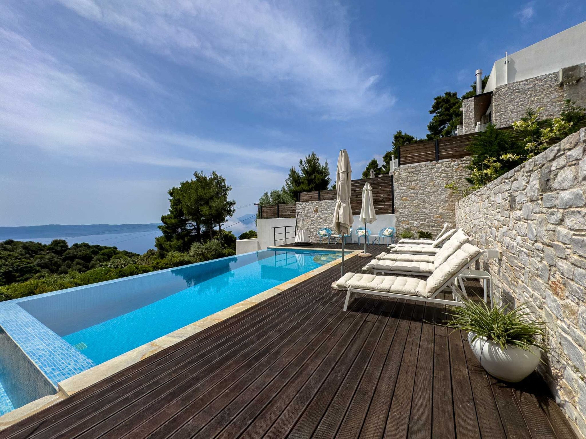 Villen mit privaten Pools und Meerblick Skiathos-Image-tags.info