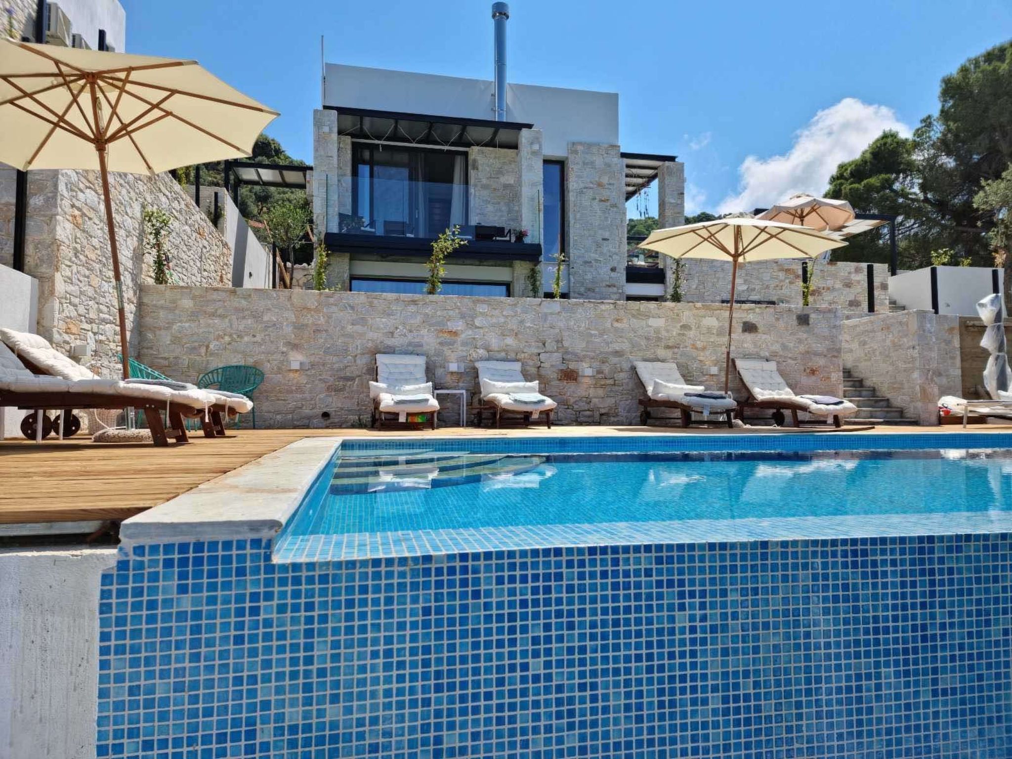 Villen mit privaten Pools und Meerblick Skiathos-Image-tags.info
