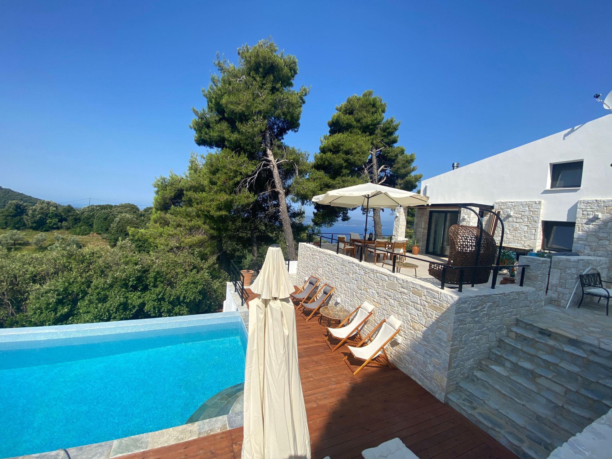 Villen mit privaten Pools und Meerblick Skiathos-Image-tags.info