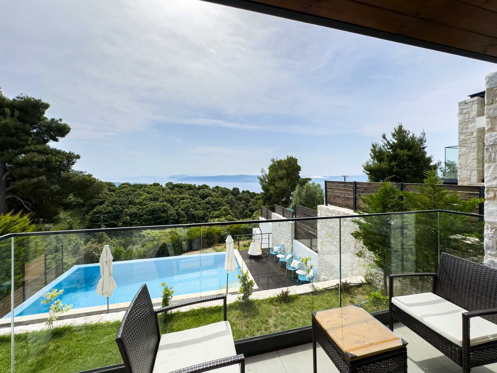 Villen mit privaten Pools und Meerblick Skiathos-Image-tags.info