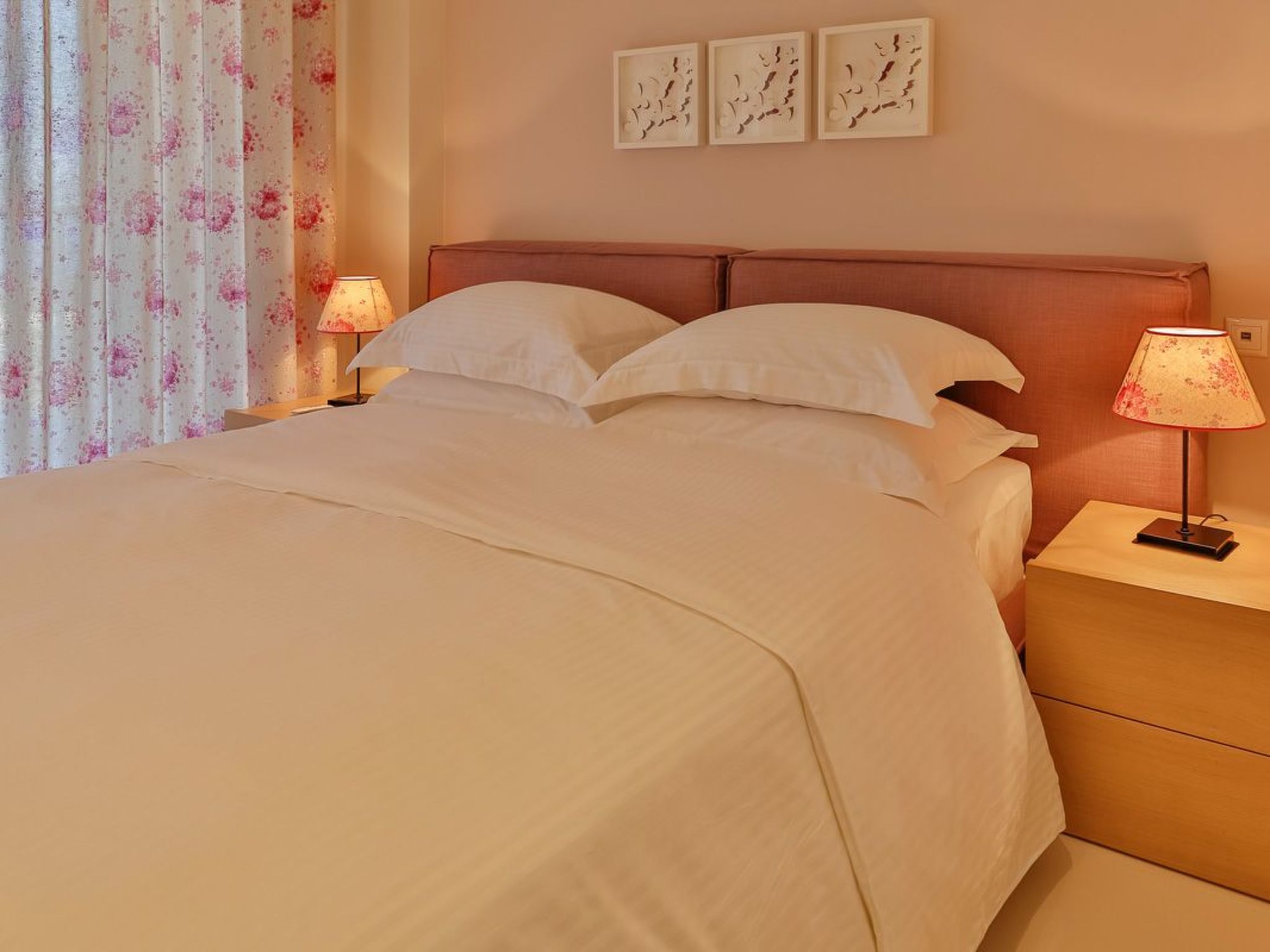 Mit Privatpool für 9 Personen ca. 200 m&sup2; in Pounta, Ägäis (Skiathos)-Binnen