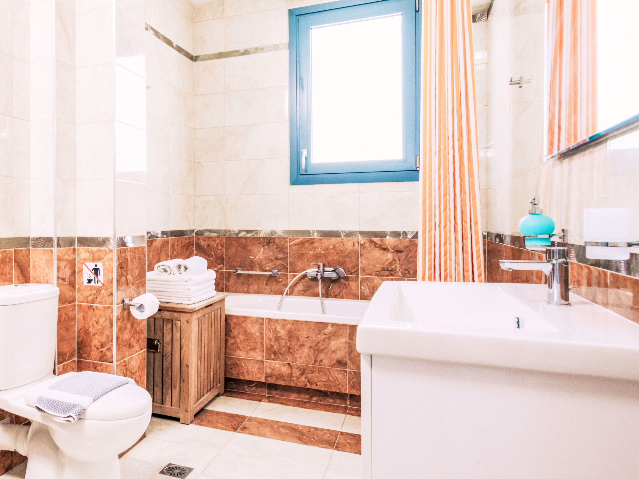 Mit Privatpool für 9 Personen ca. 175 m&sup2; in Skiathos, Ägäis (Skiathos) - Drinnen