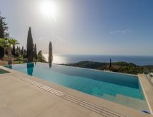 Villa Horizon: Luxe designvilla met privézwembad nabij Kyparissia - thumbnail 2
