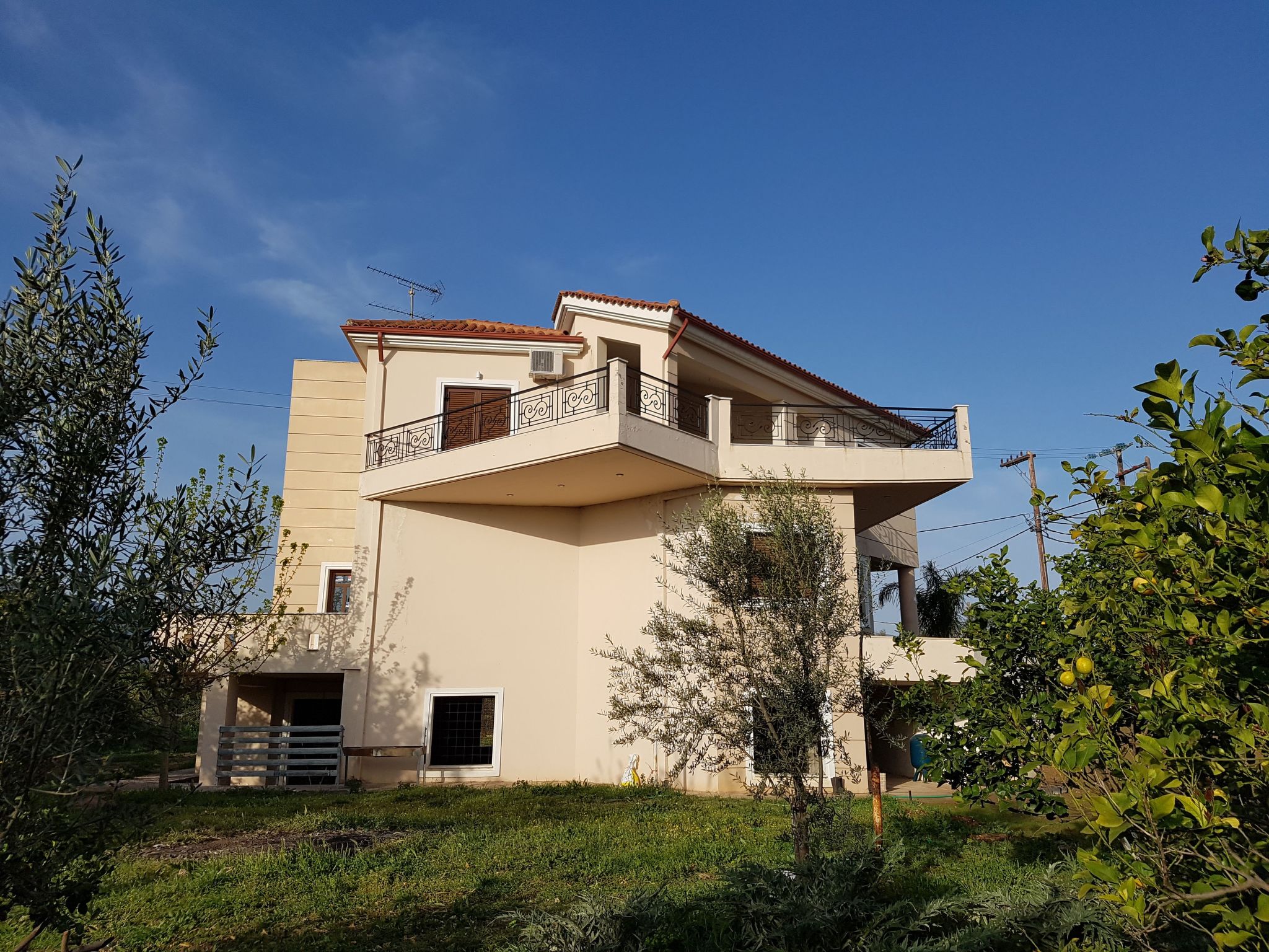Villa "Dimitris" mit Blick auf das Wasser-Buiten