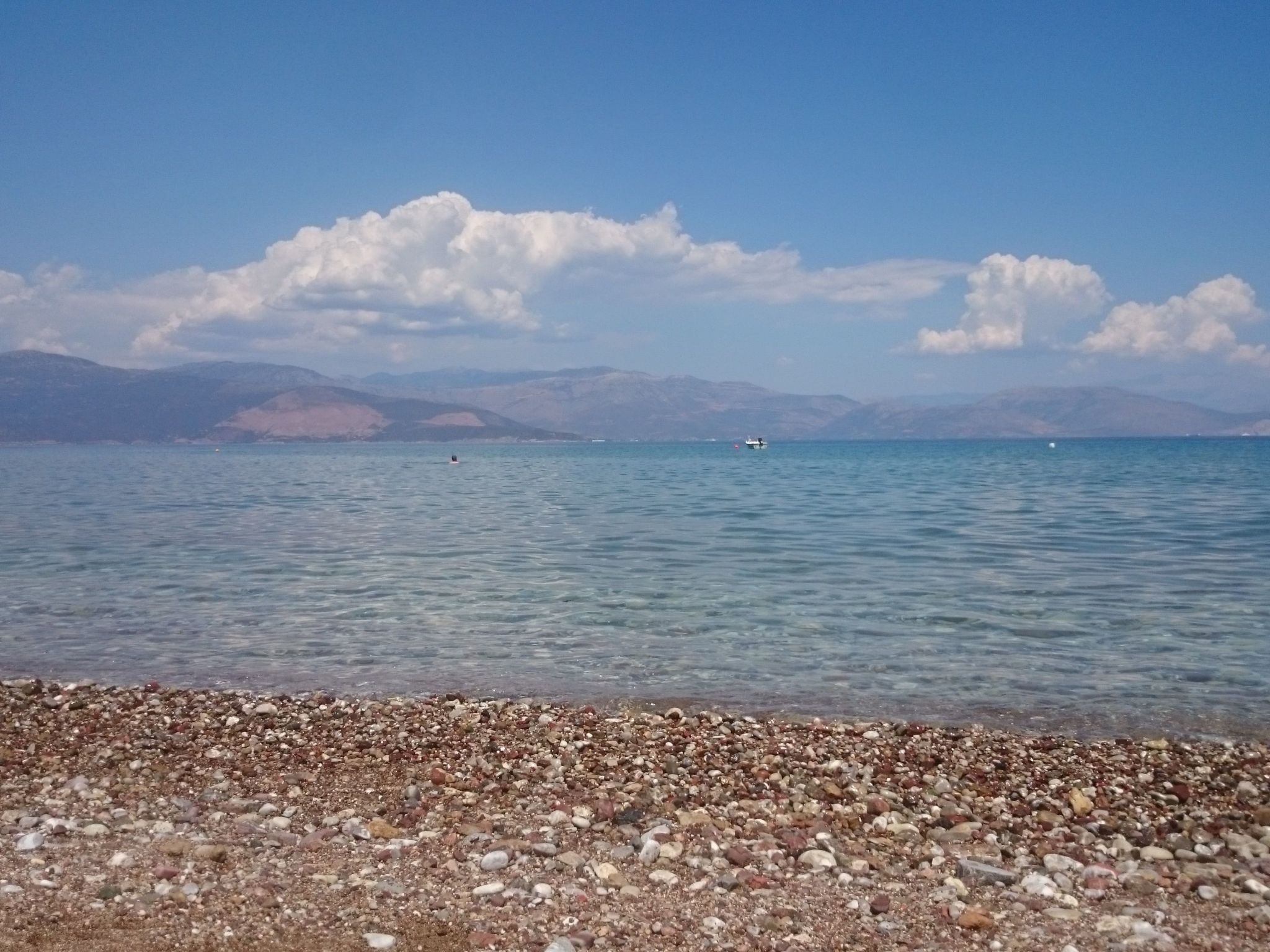 Villa "Dimitris" mit Blick auf das Wasser-Buiten
