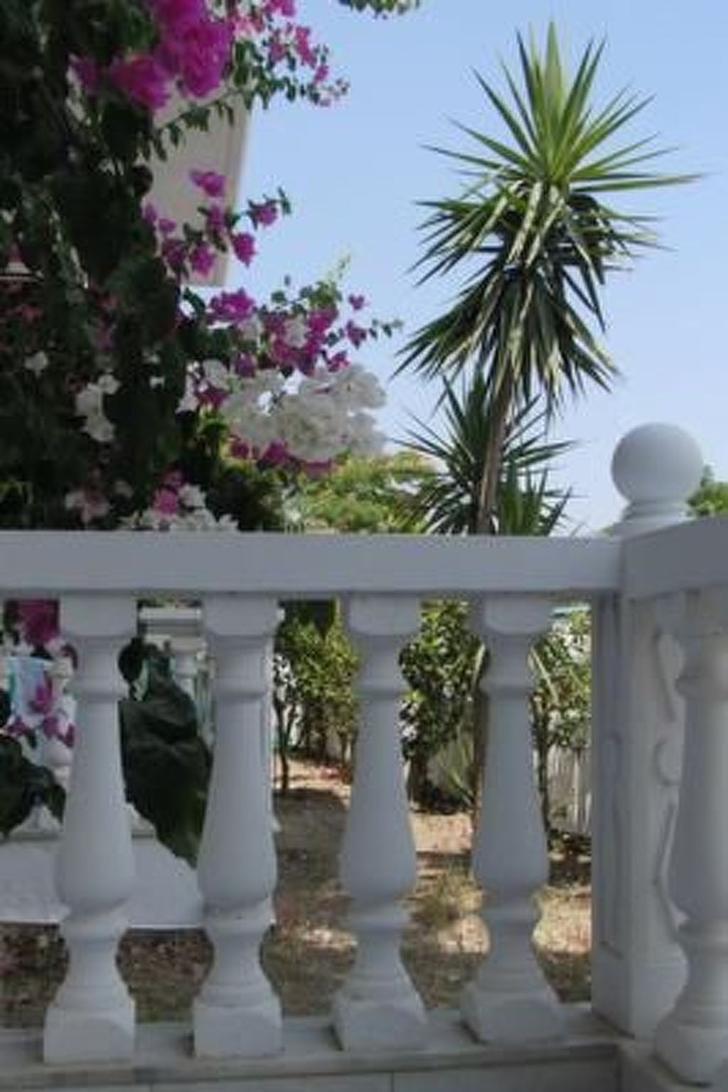 Castle View Haraki-Image-tags.info