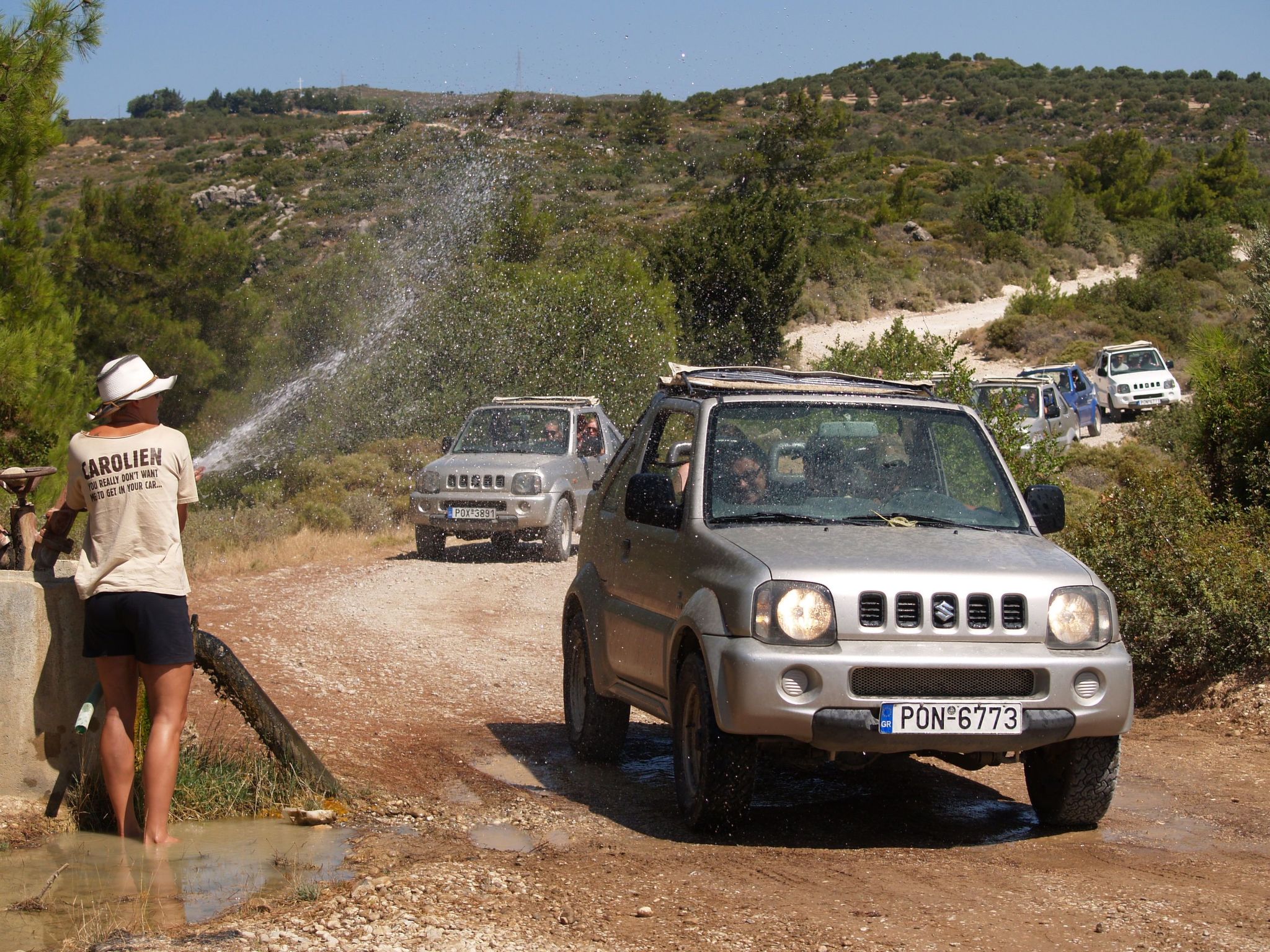 Haus in Kolympia mit Garten und Bergblick-Image-tags.info