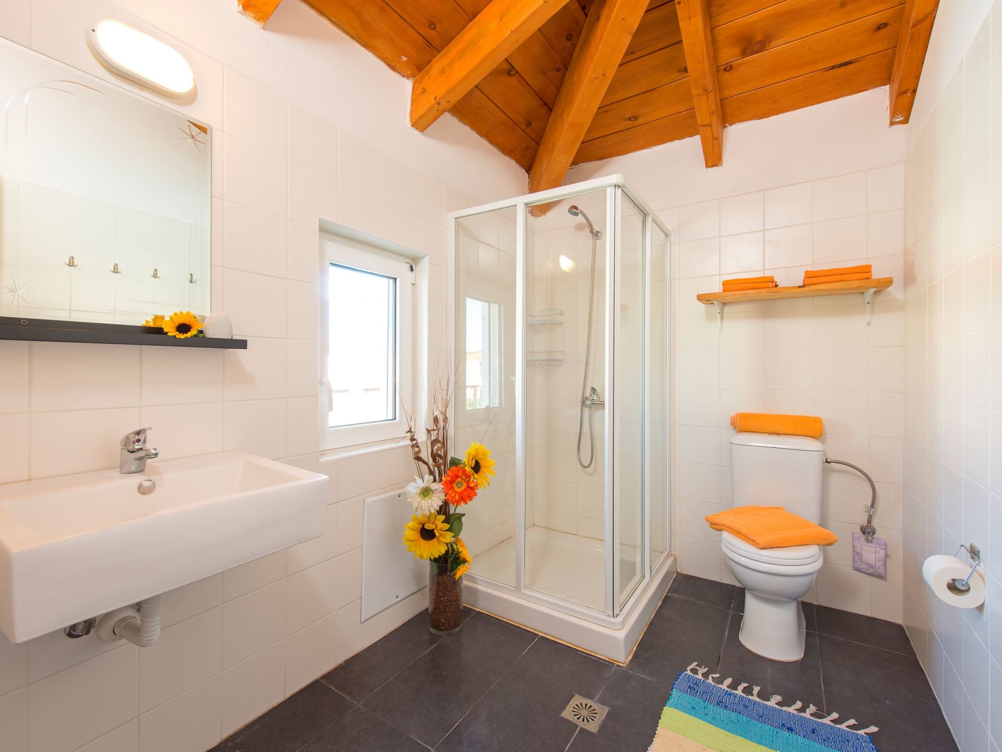 Haus in Kolympia mit Garten und schöner Aussicht-Image-tags.info