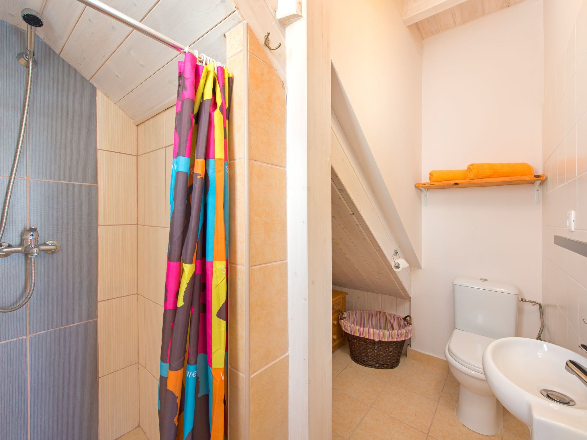 Haus in Kolympia mit Garten und schöner Aussicht-Image-tags.info