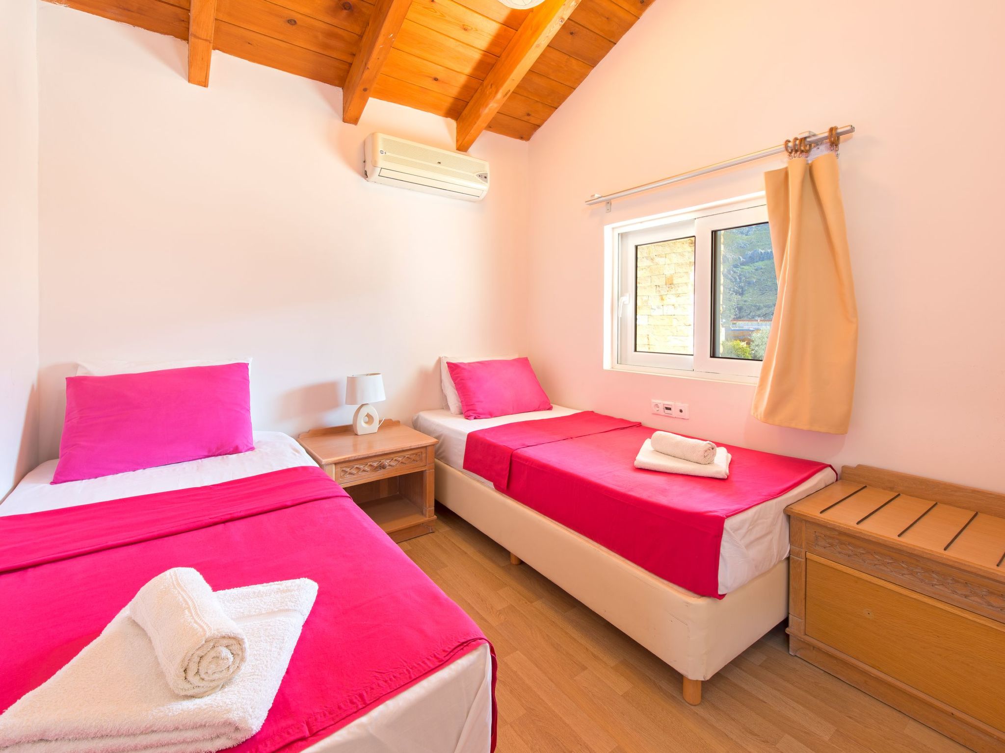 Haus in Kolympia mit Garten und schöner Aussicht-Image-tags.info