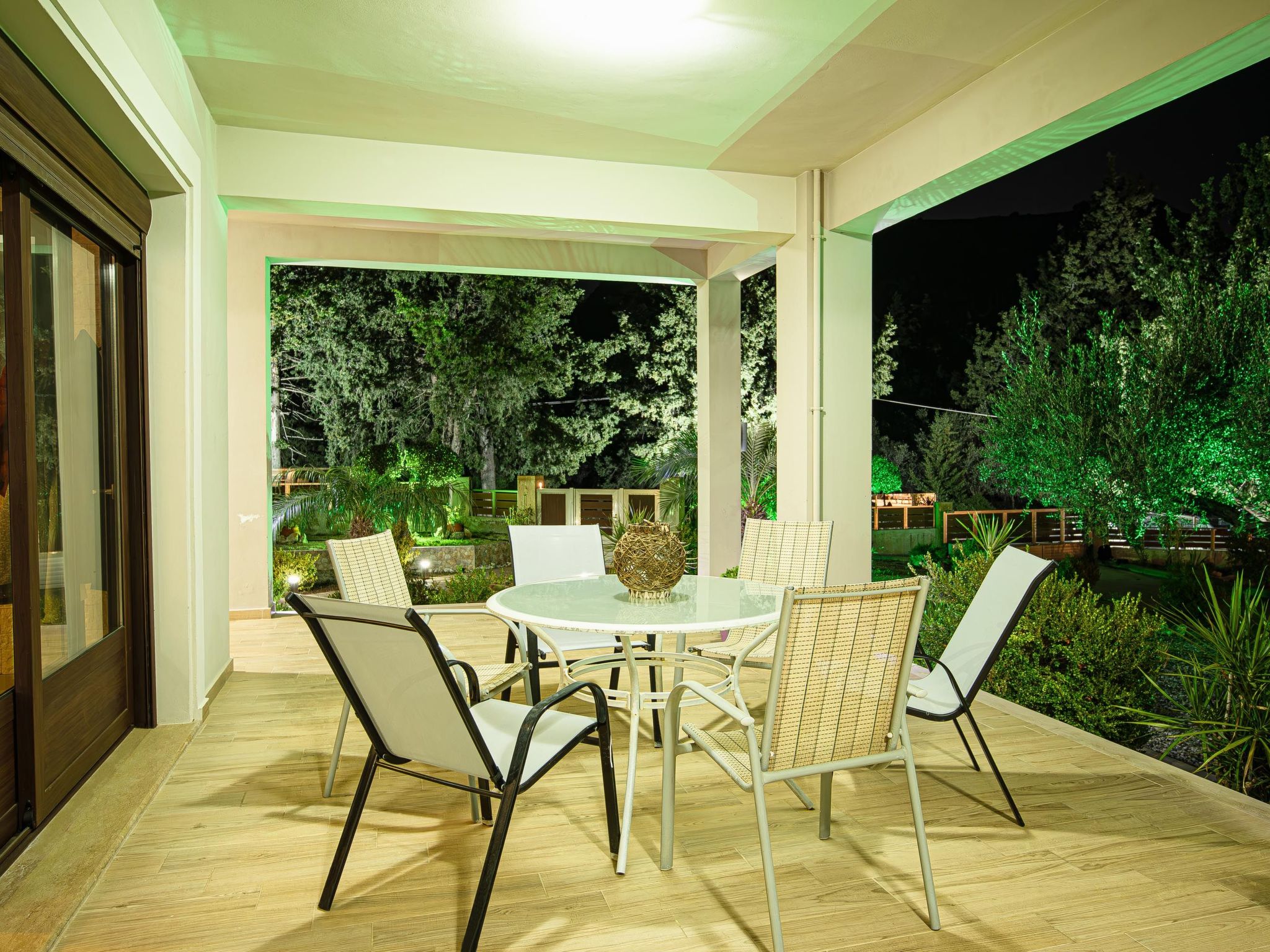 Physis Luxus-Villa-Outside