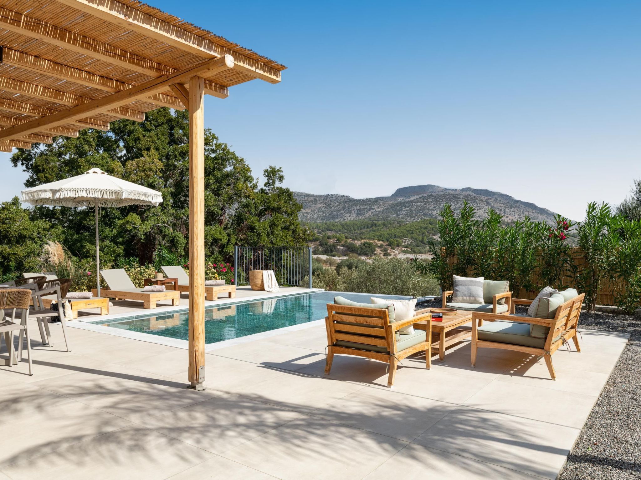 Massari-Hügel - Rocamar