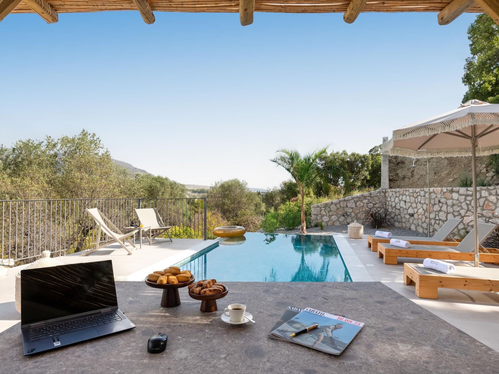 Massari Hills-Miss-Outside