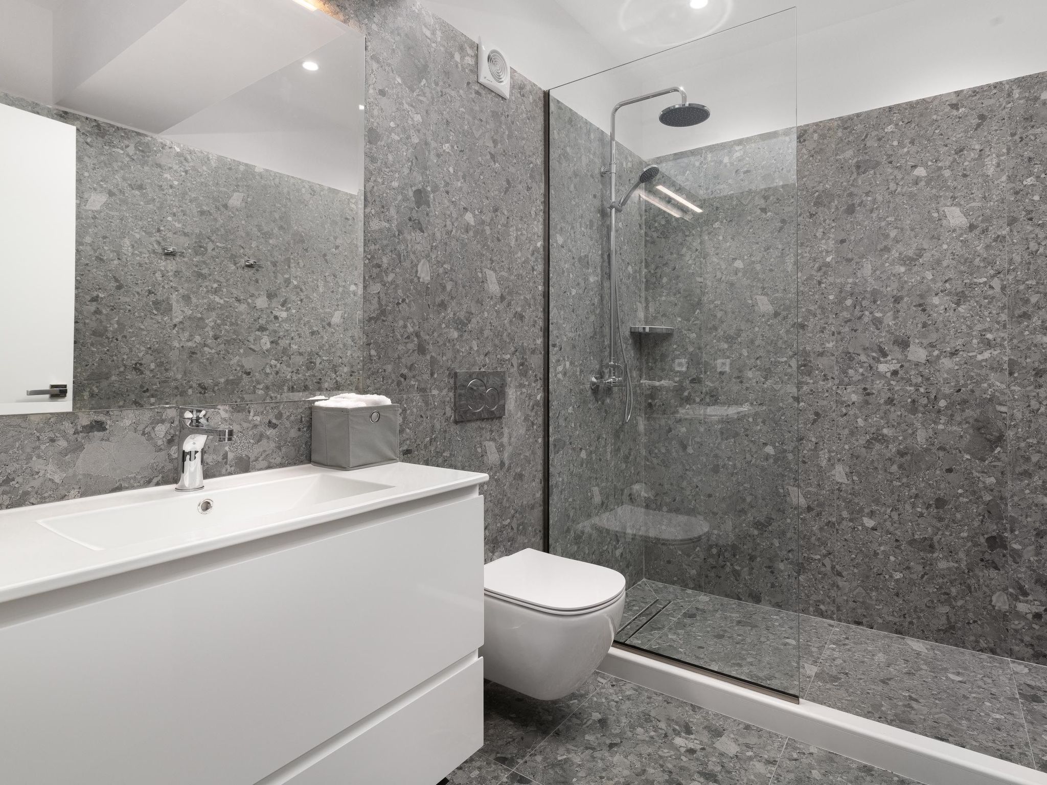 Villa Zoe Blu-Image-tags.info