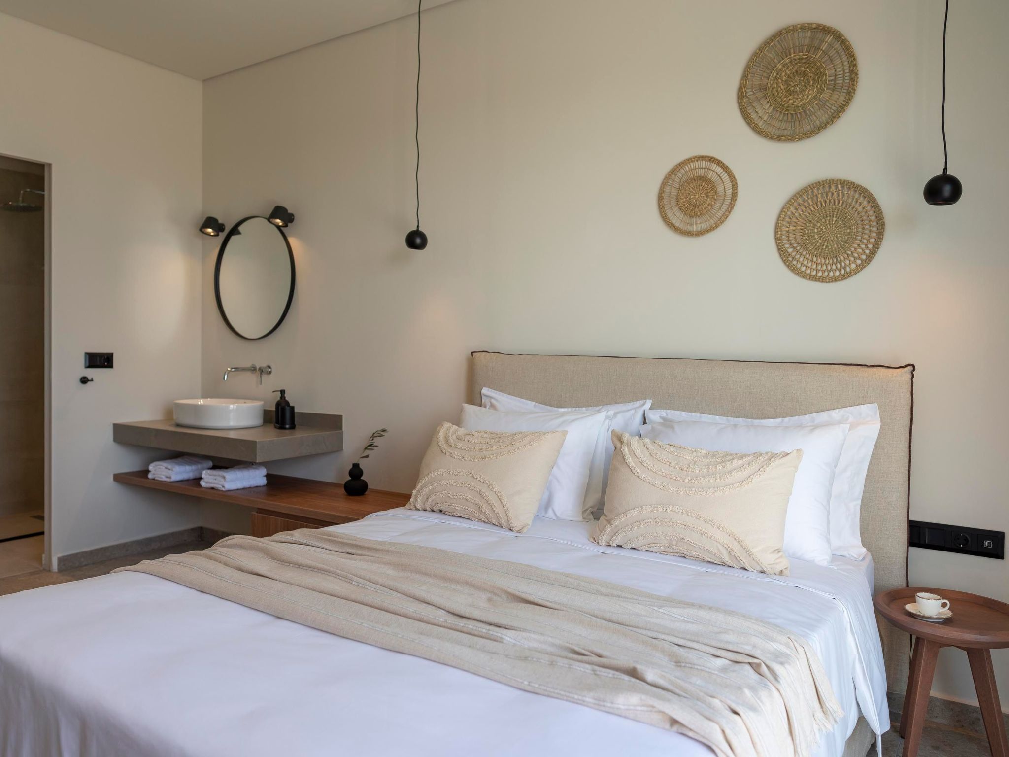 Massari Hills - Moorea-Inside