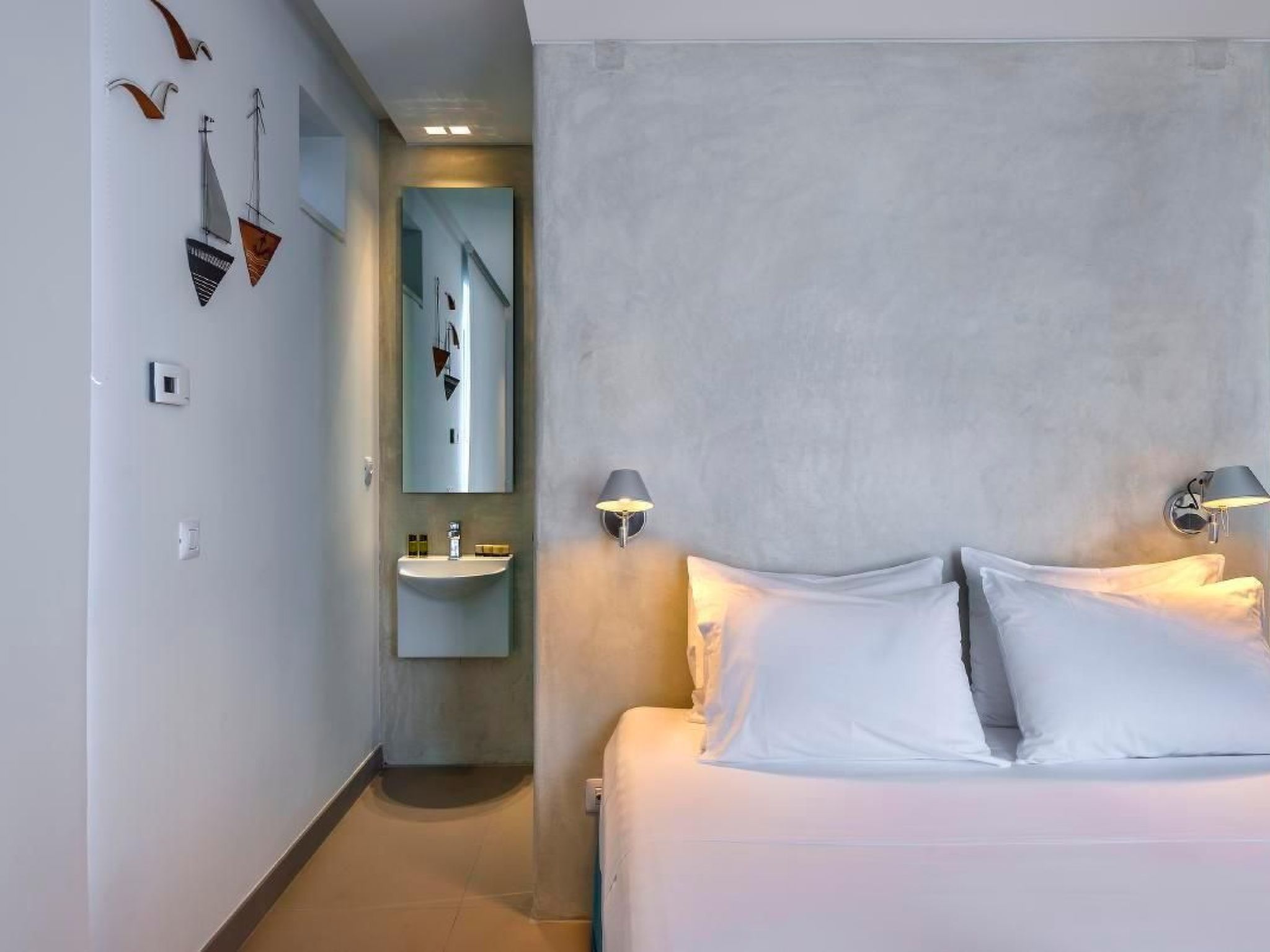 "Villa Charisma" mit eigenem Pool-Binnen