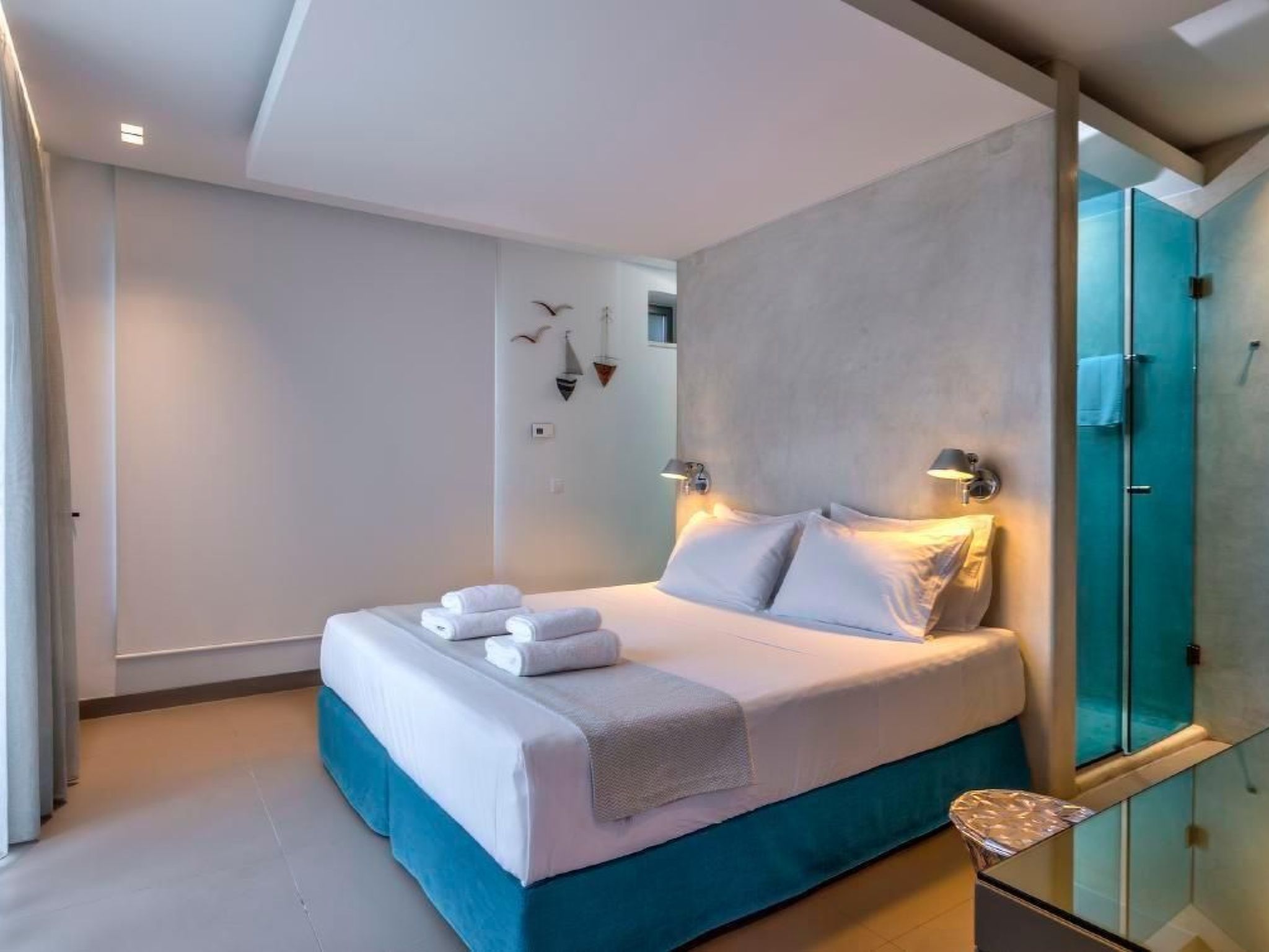 "Villa Charisma" mit eigenem Pool-Binnen