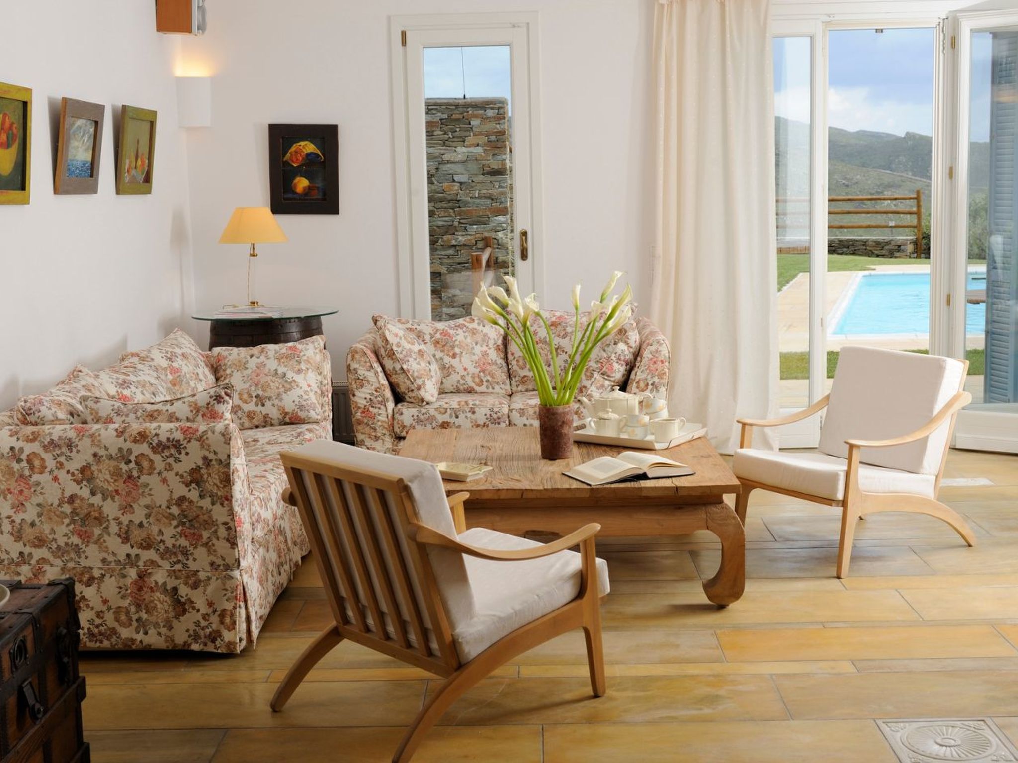 Villa mit Blick auf das Wasser-Binnen