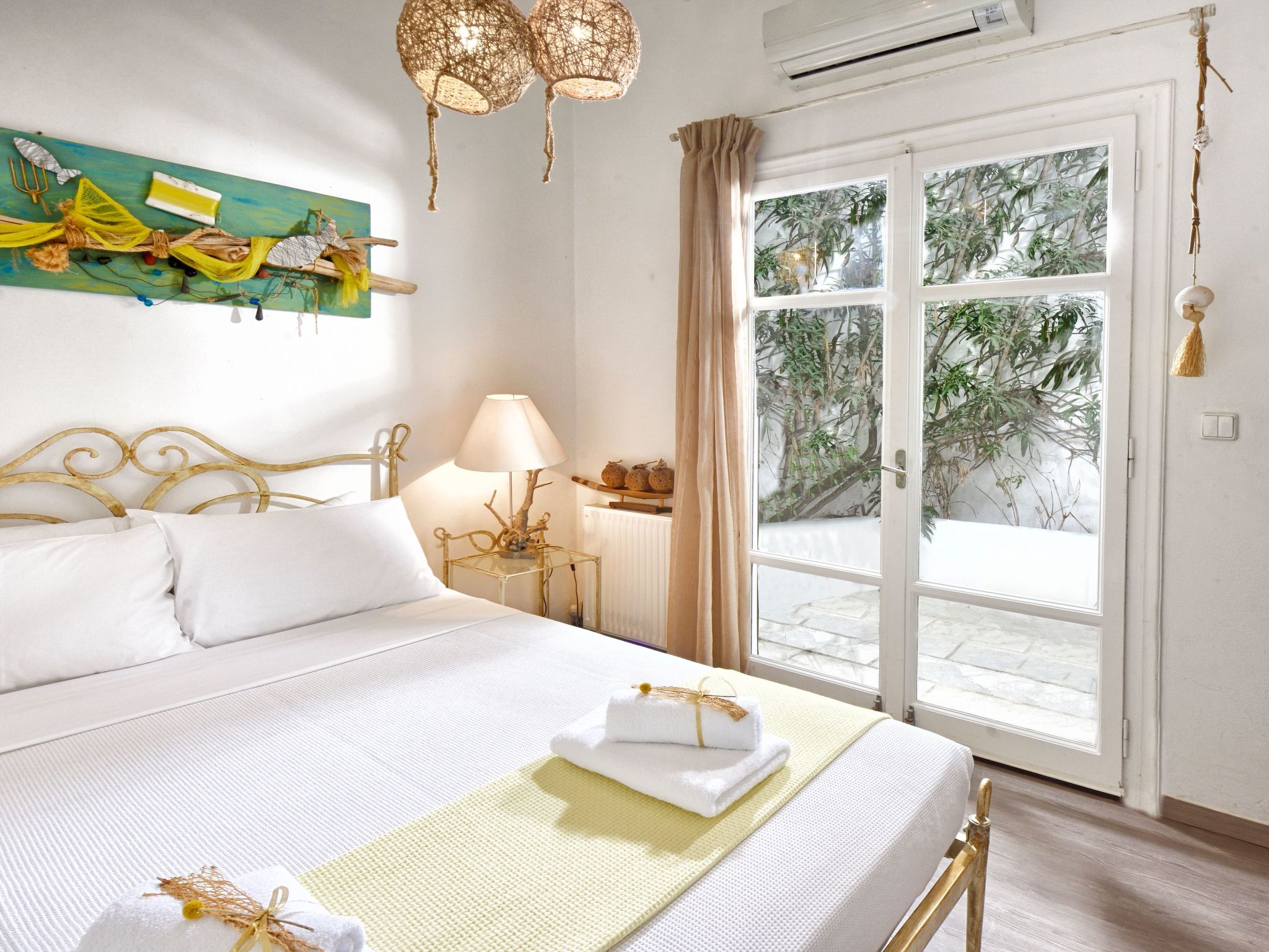 "Calypso Sunset" mit Terrasse-Dedans