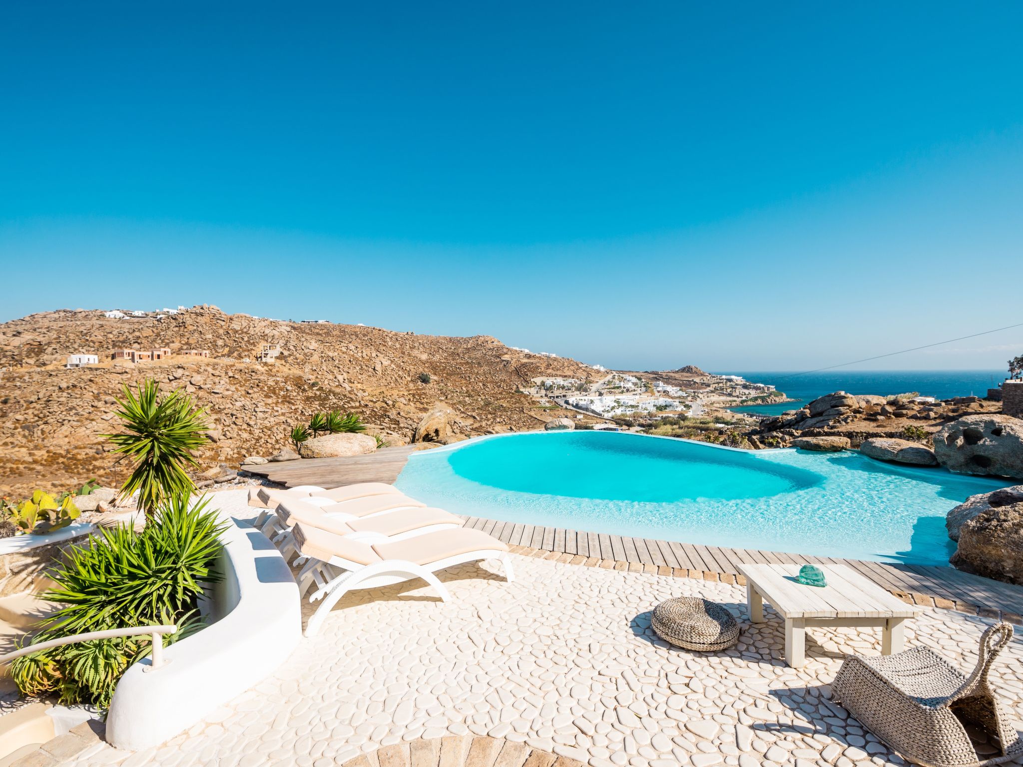 "Paraga Villa 1" mit Whirlpool-Dehors