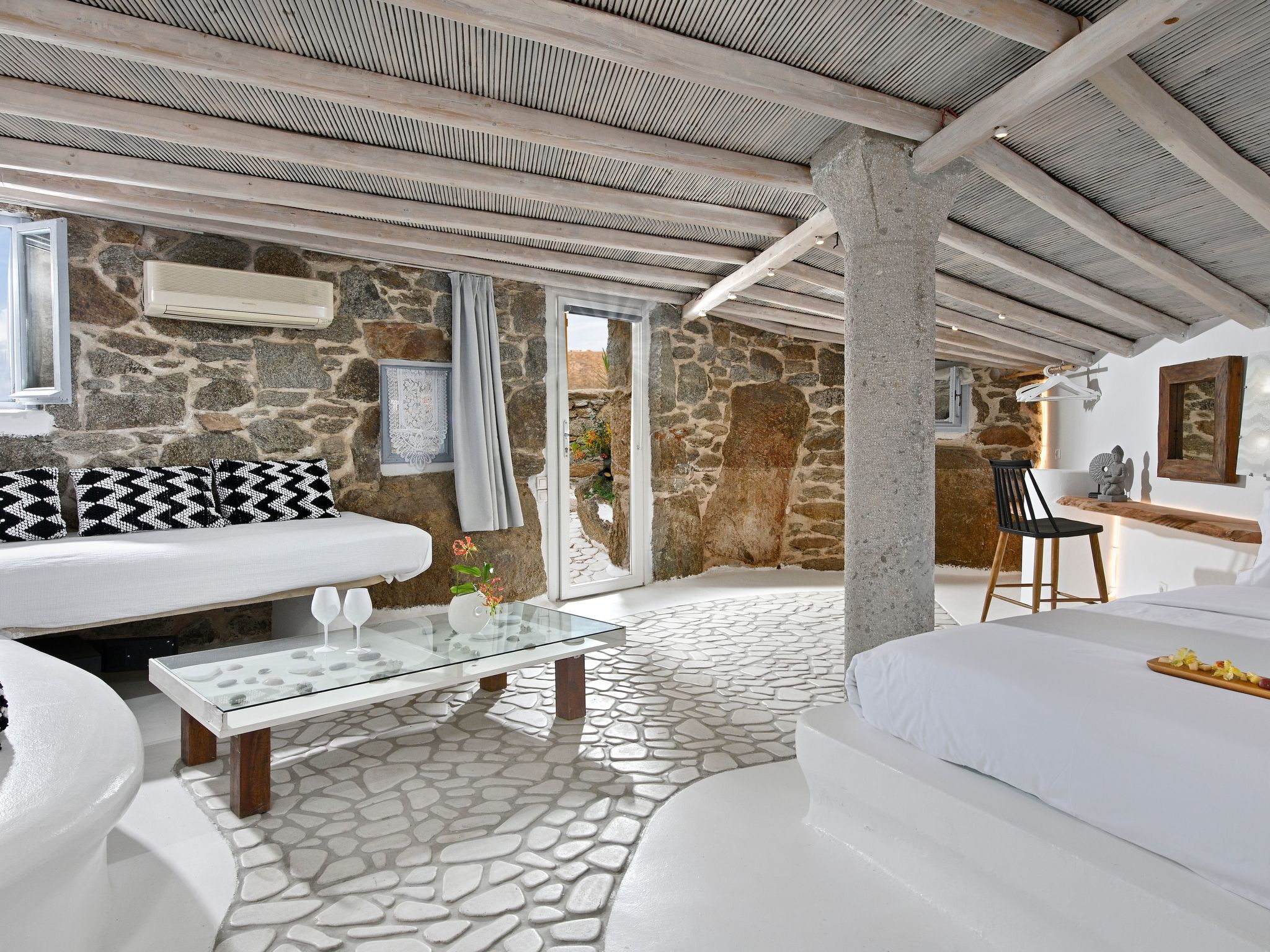 "Paraga Villa 1" mit Whirlpool-Dedans