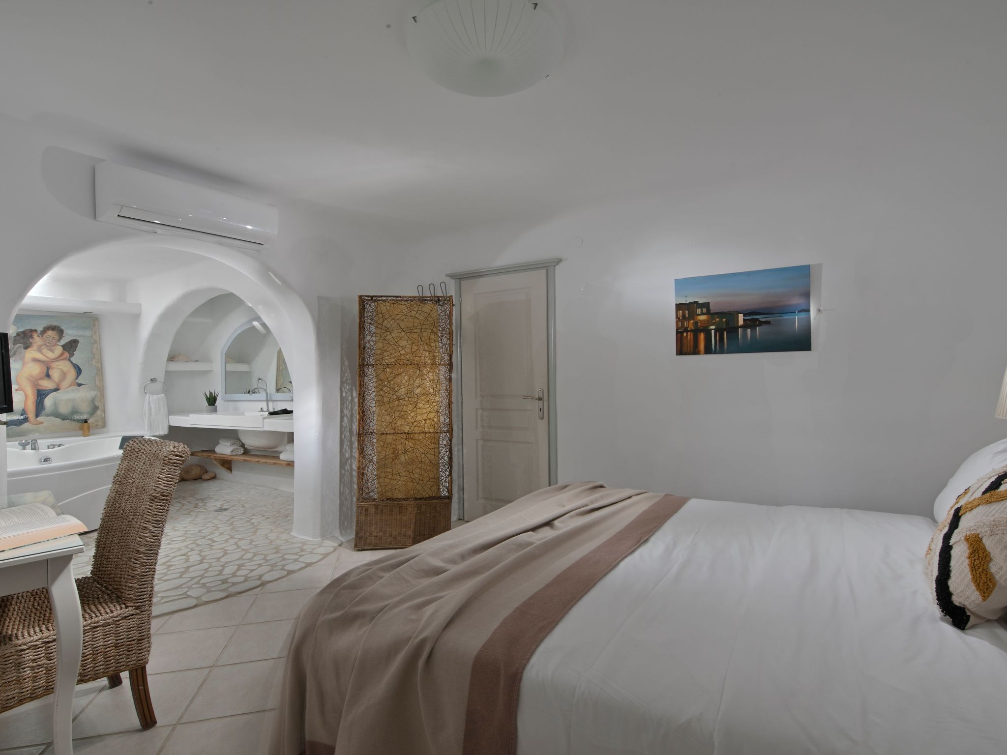 "Paraga Villa 1" mit Whirlpool-Dedans