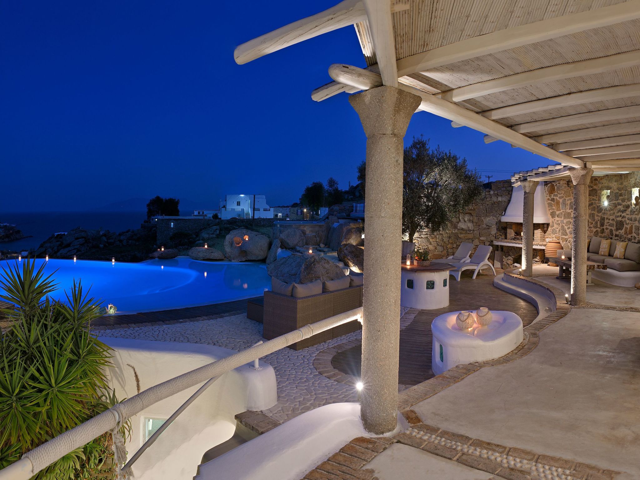 "Paraga Villa 1" mit Whirlpool-Dehors