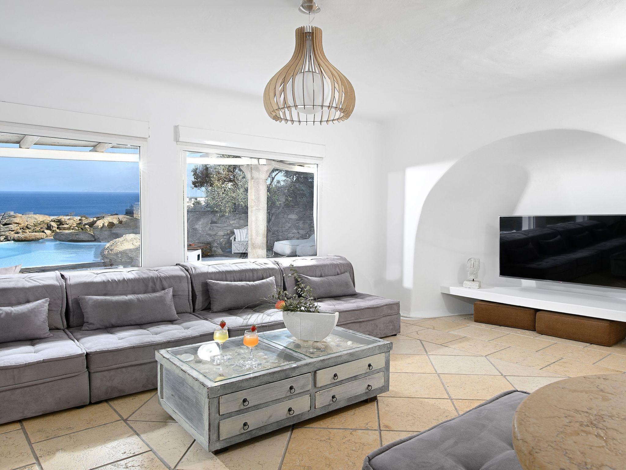 "Paraga Villa 1" mit Whirlpool-Dedans