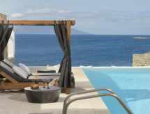 "Versteckte Perle am Meer mit Pool und HotTub"
