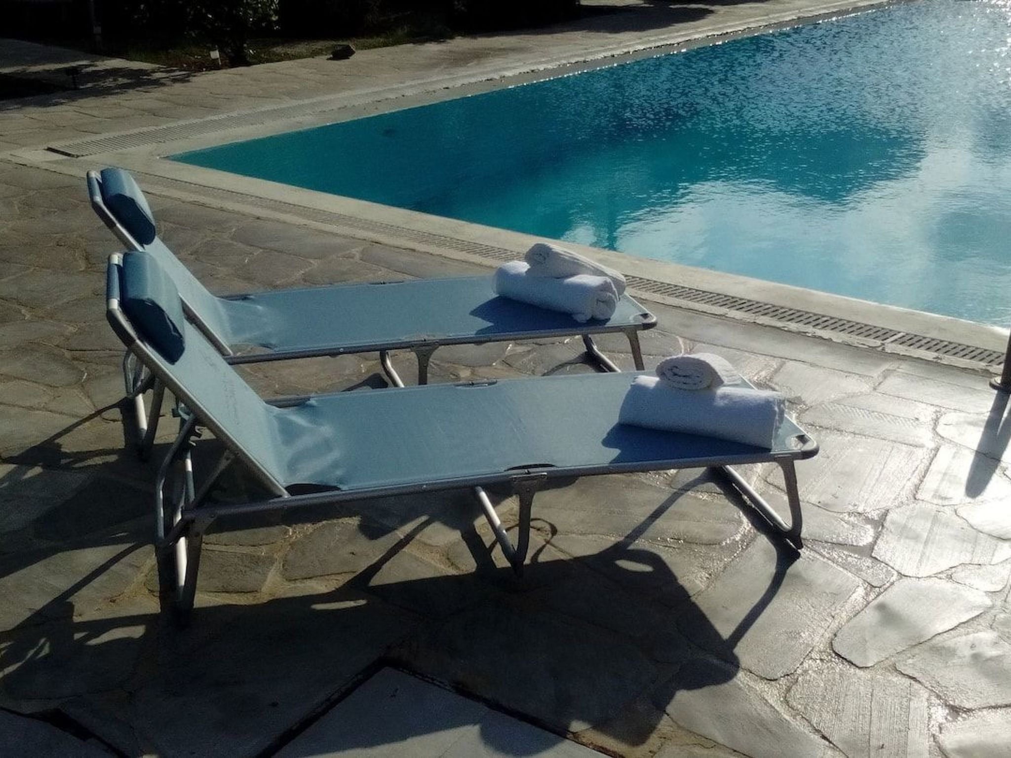 "Mykonian Aroma" mit Pool-Dehors