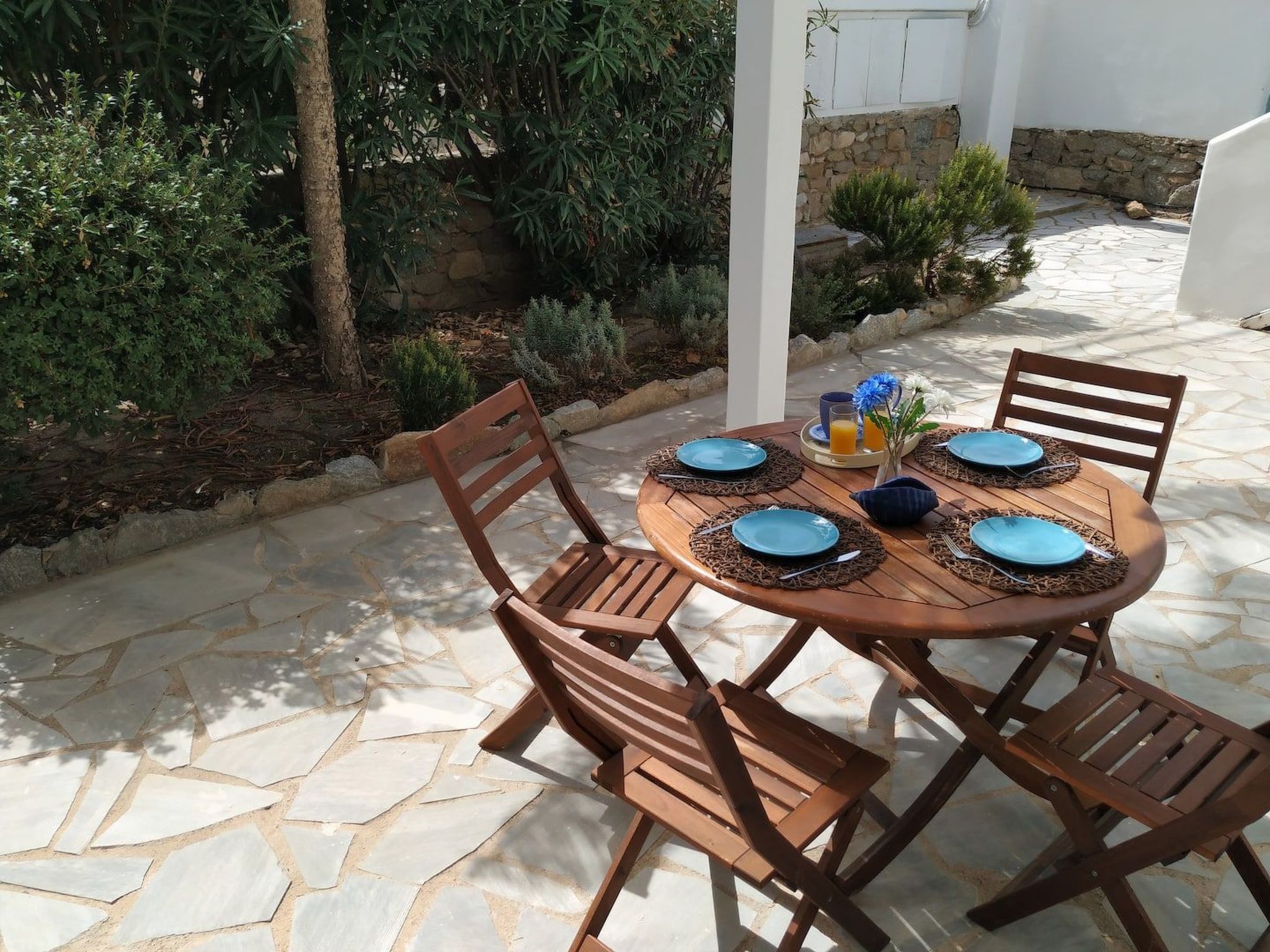 "Mykonian Aroma" mit Pool-Dehors