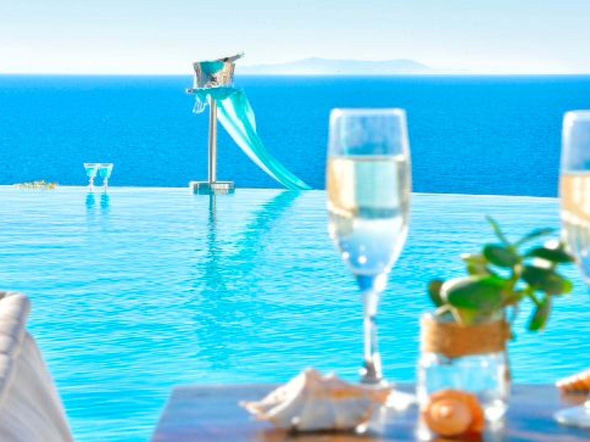 Wunderschöne Villa mit Meerblick und Infinity-Po-Binnen