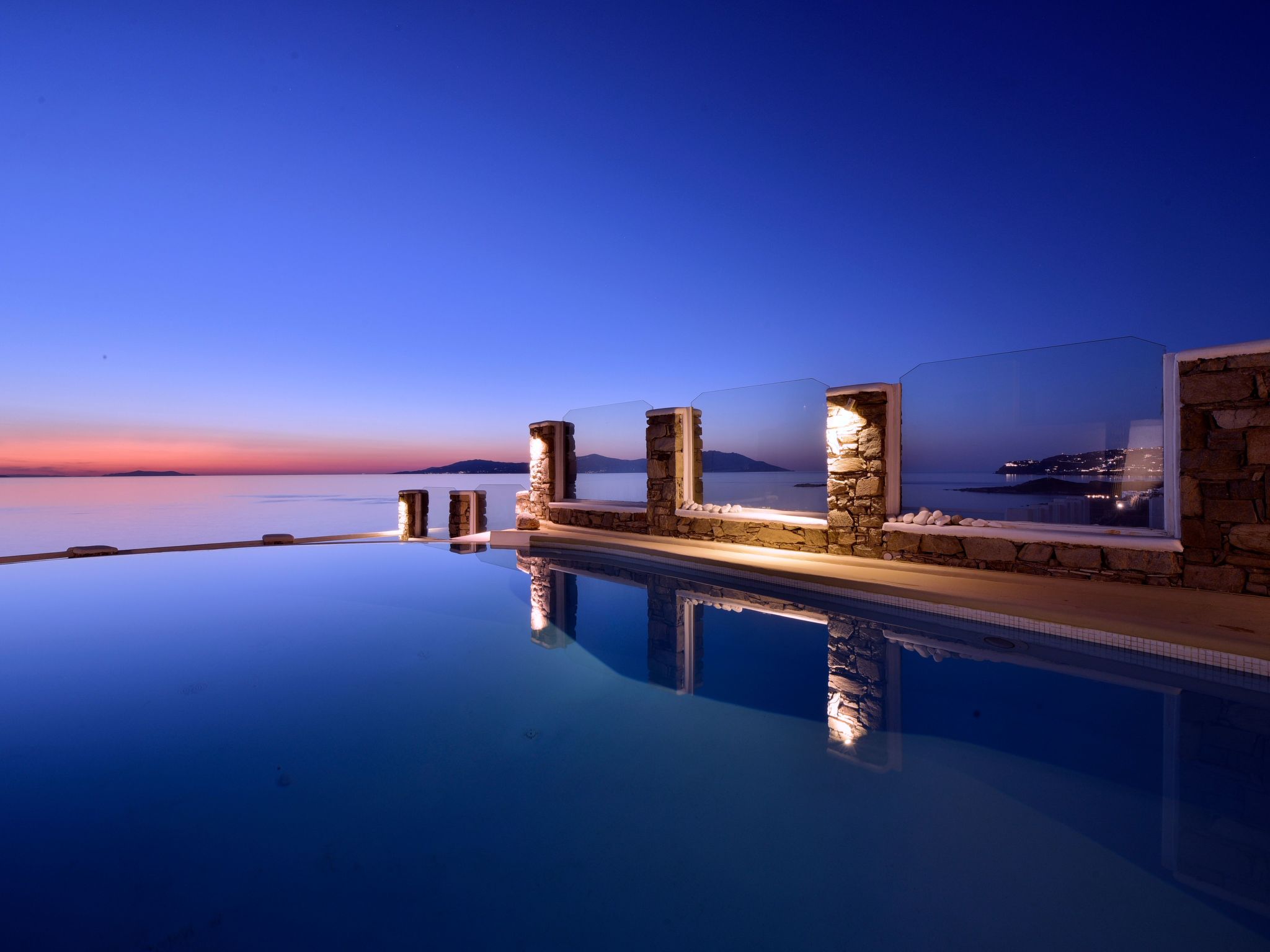 Wunderschöne Villa mit Meerblick und Infinity-Po-Binnen