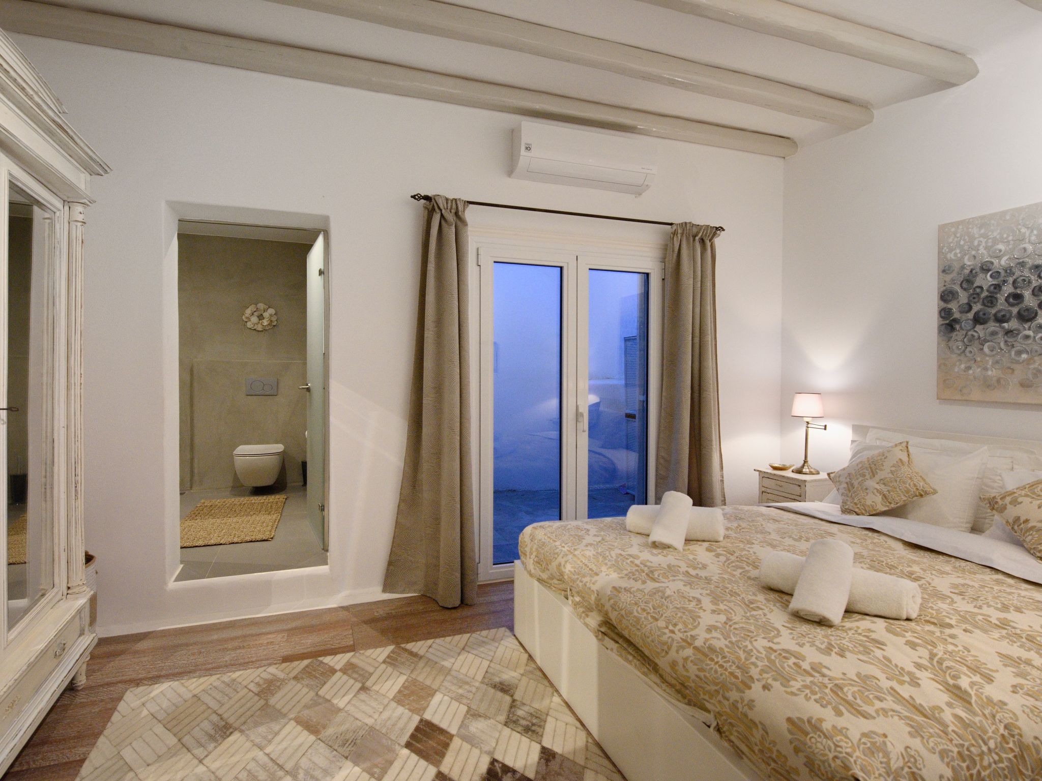 Wunderschöne Villa mit Meerblick und Infinity-Po-Binnen