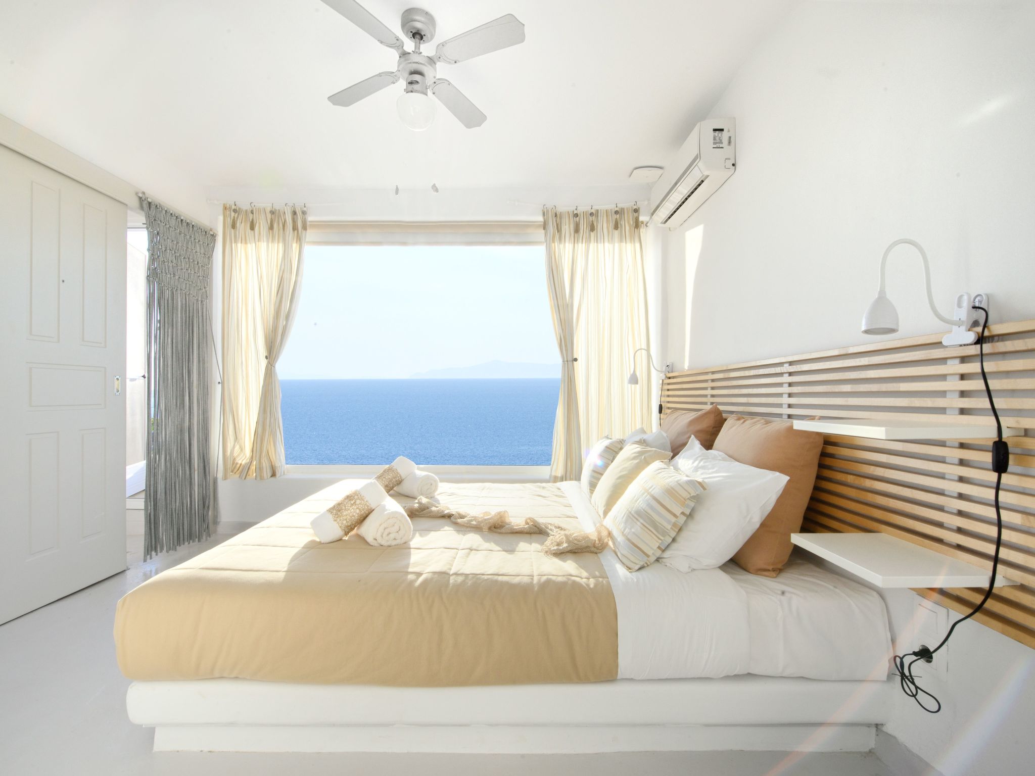 Wunderschöne Villa mit Meerblick und Infinity-Po-Binnen