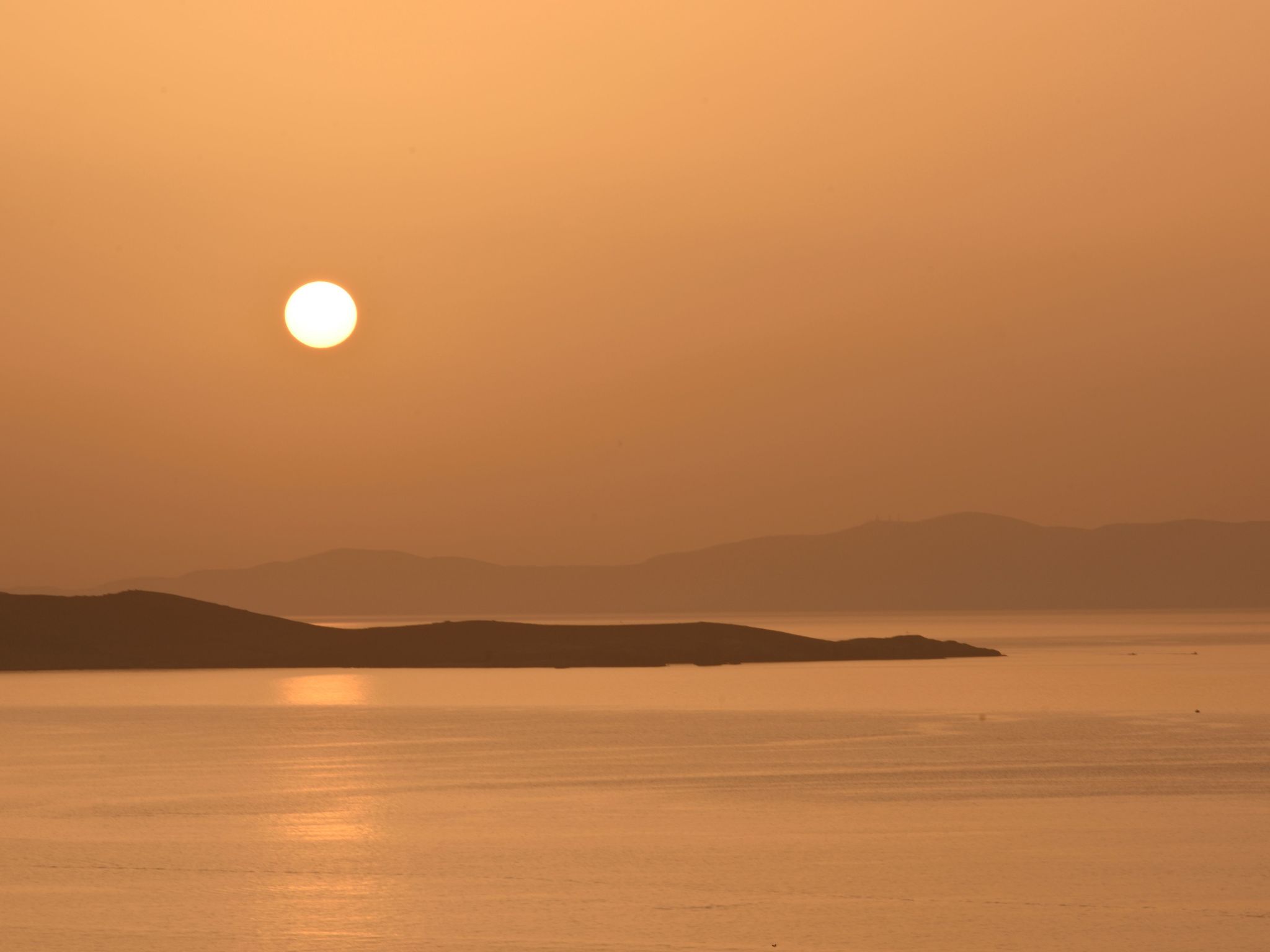 SUPERB BEACH ACCESS LUXURY SEA VILLA POOL by Calypso Sunset-Binnen