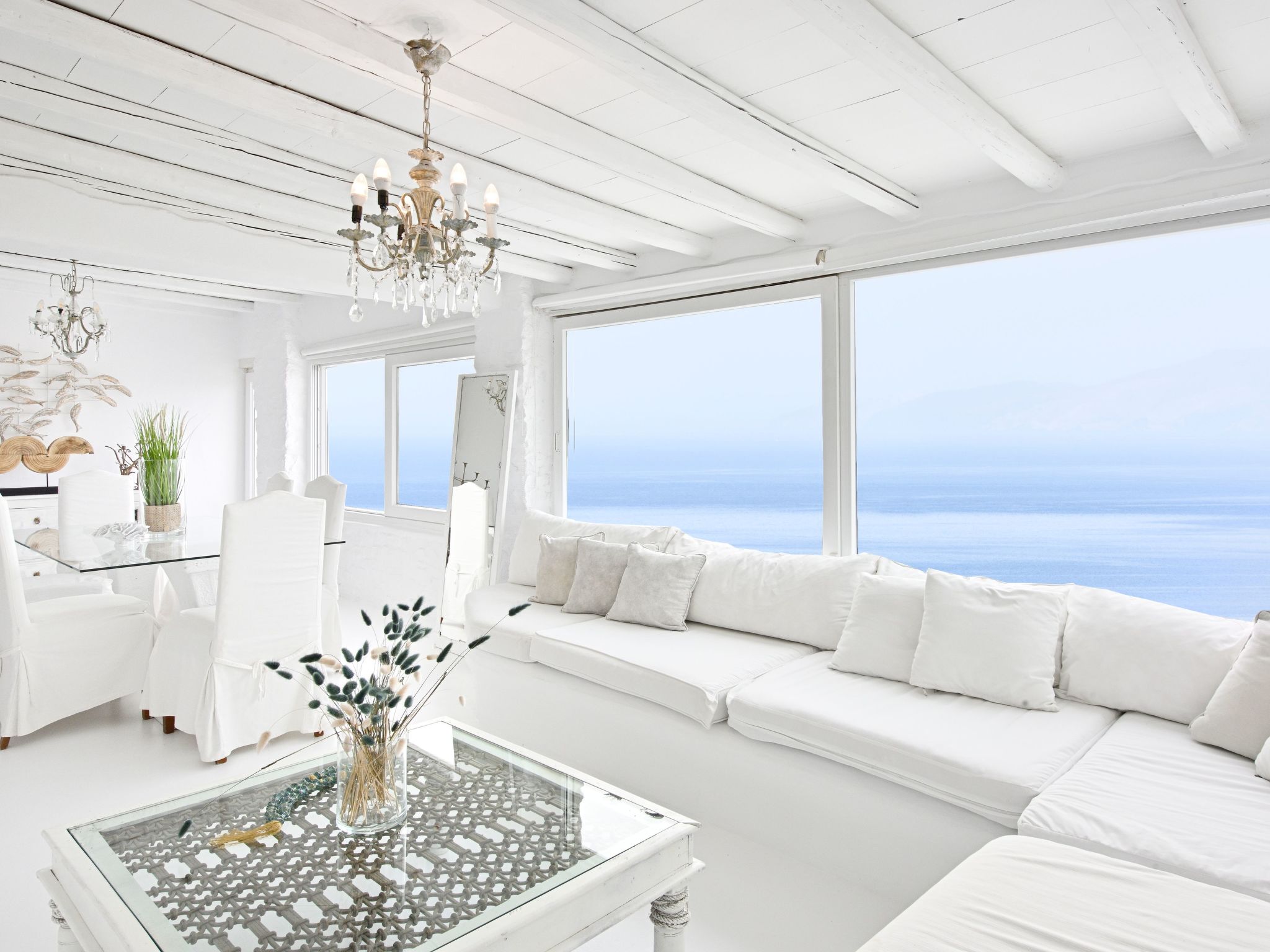 SUPERB BEACH ACCESS LUXURY SEA VILLA POOL by Calypso Sunset-Binnen