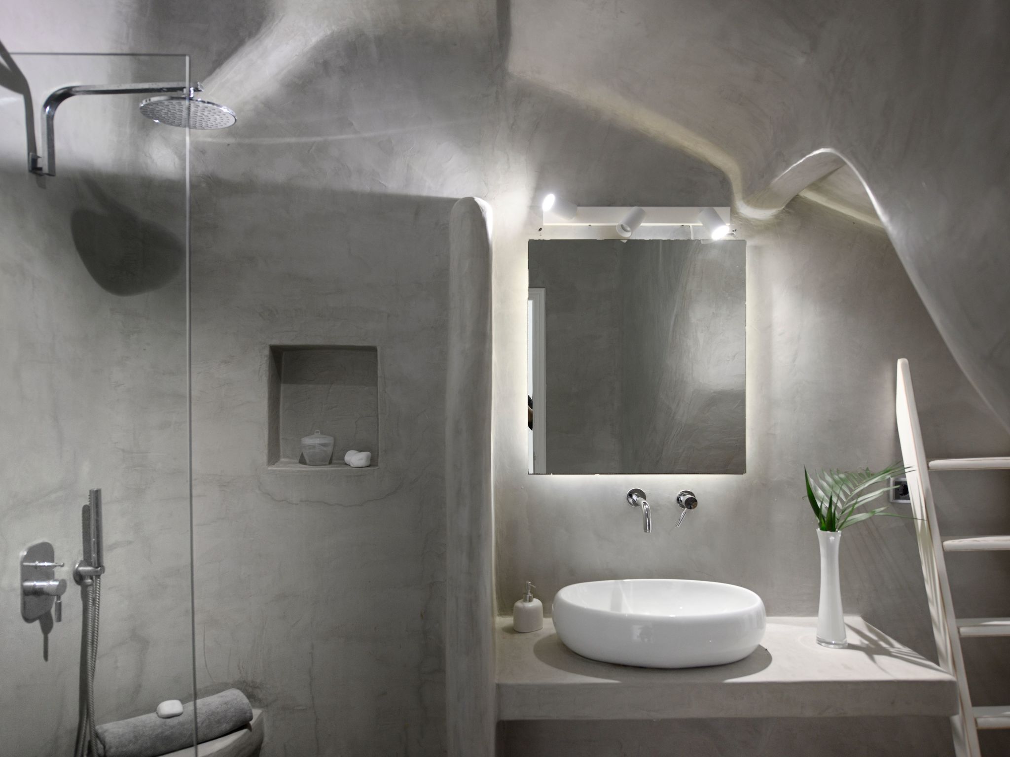 SUPERB BEACH ACCESS LUXURY SEA VILLA POOL by Calypso Sunset-Binnen