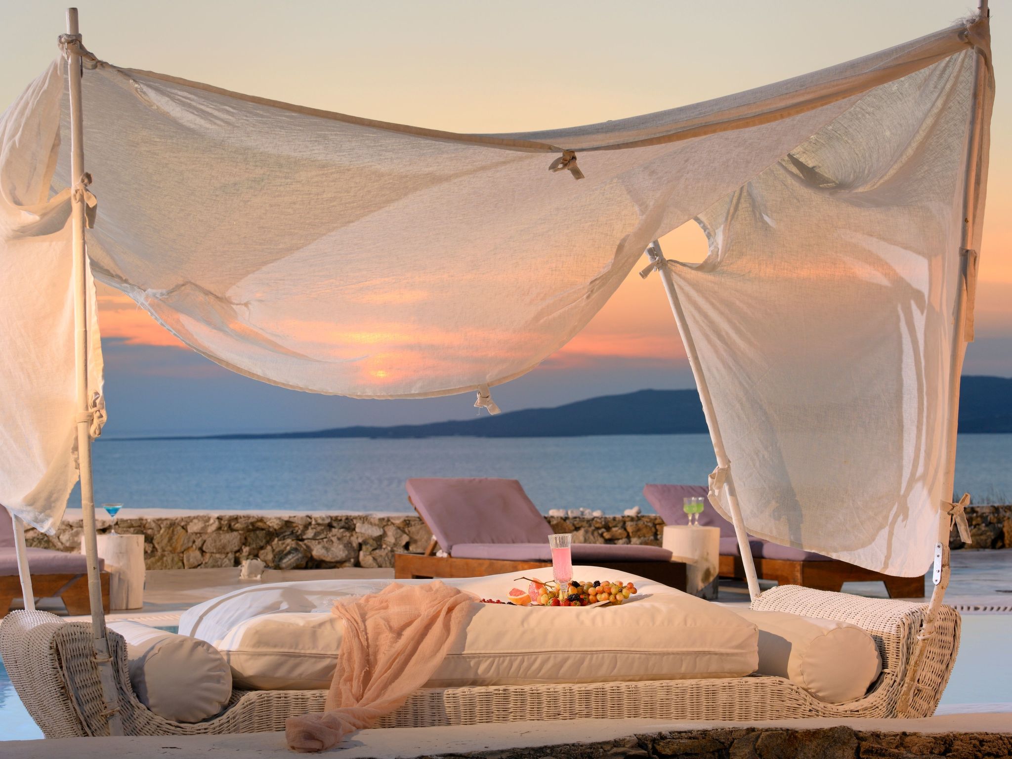 SUPERB BEACH ACCESS LUXURY SEA VILLA POOL by Calypso Sunset-Binnen