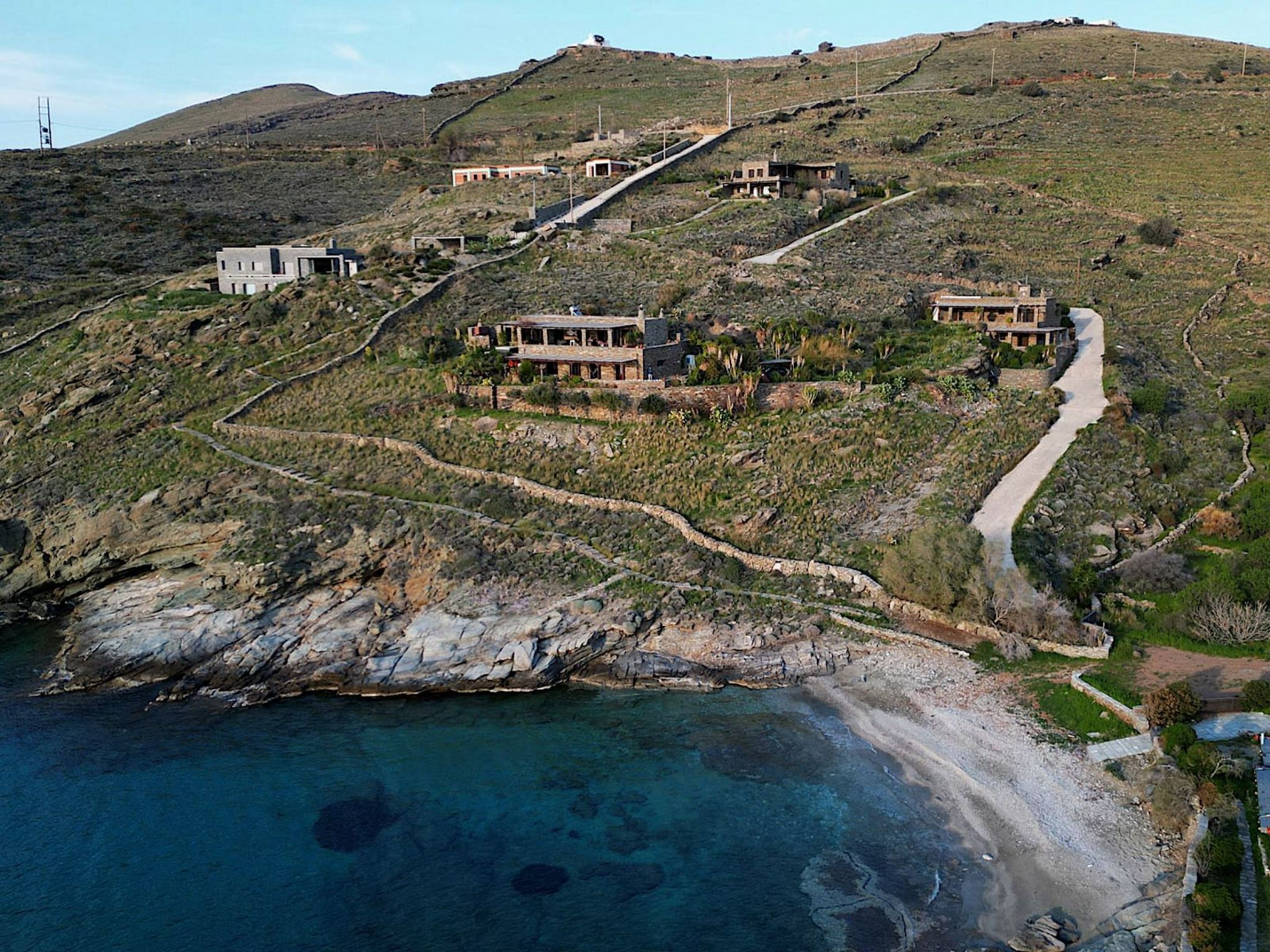 Luxusvilla bietet privaten Zugang zu einem abgelegenen Strand-Buiten