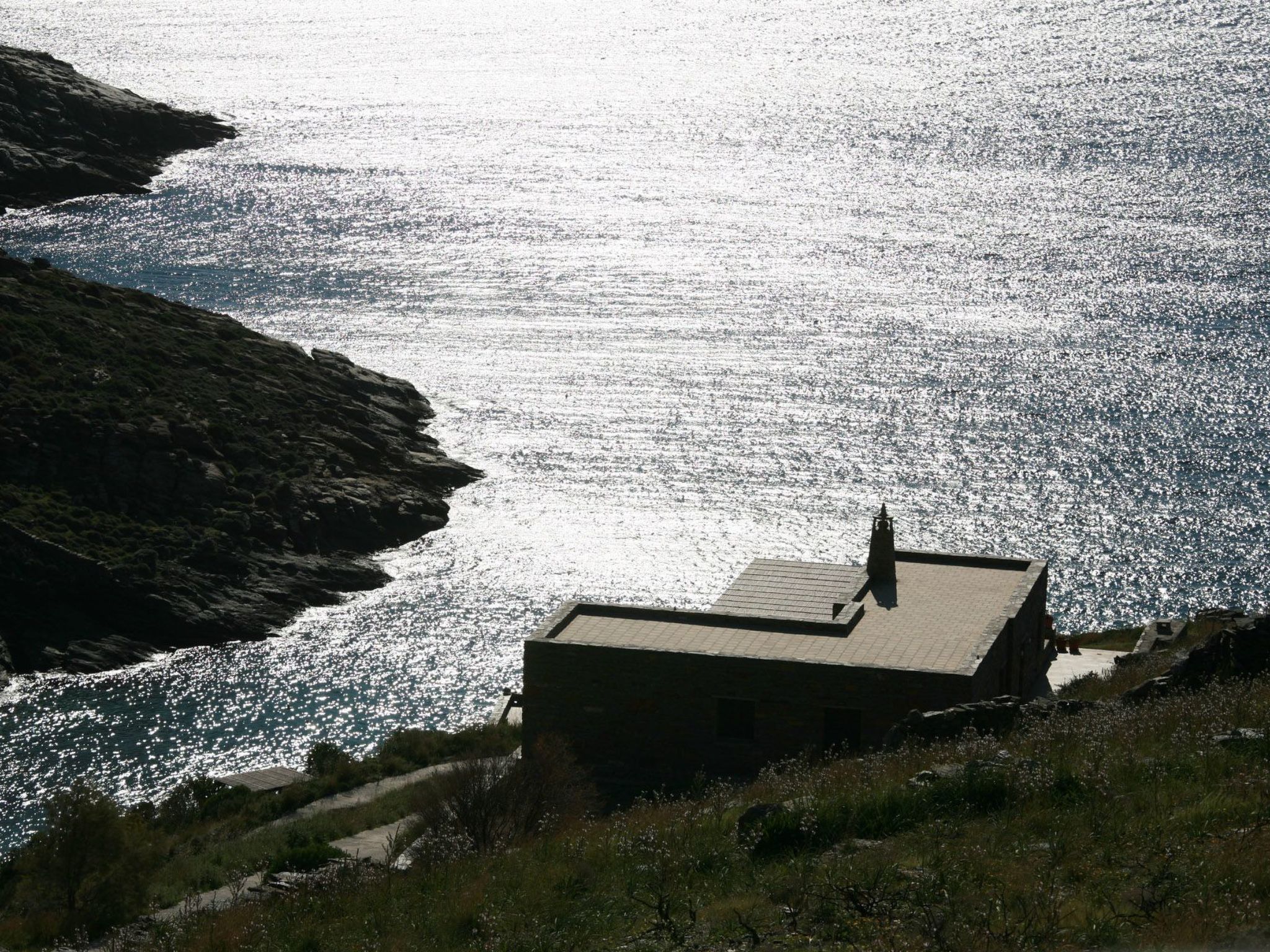 Luxusvilla bietet privaten Zugang zu einem abgelegenen Strand-Image-tags.info