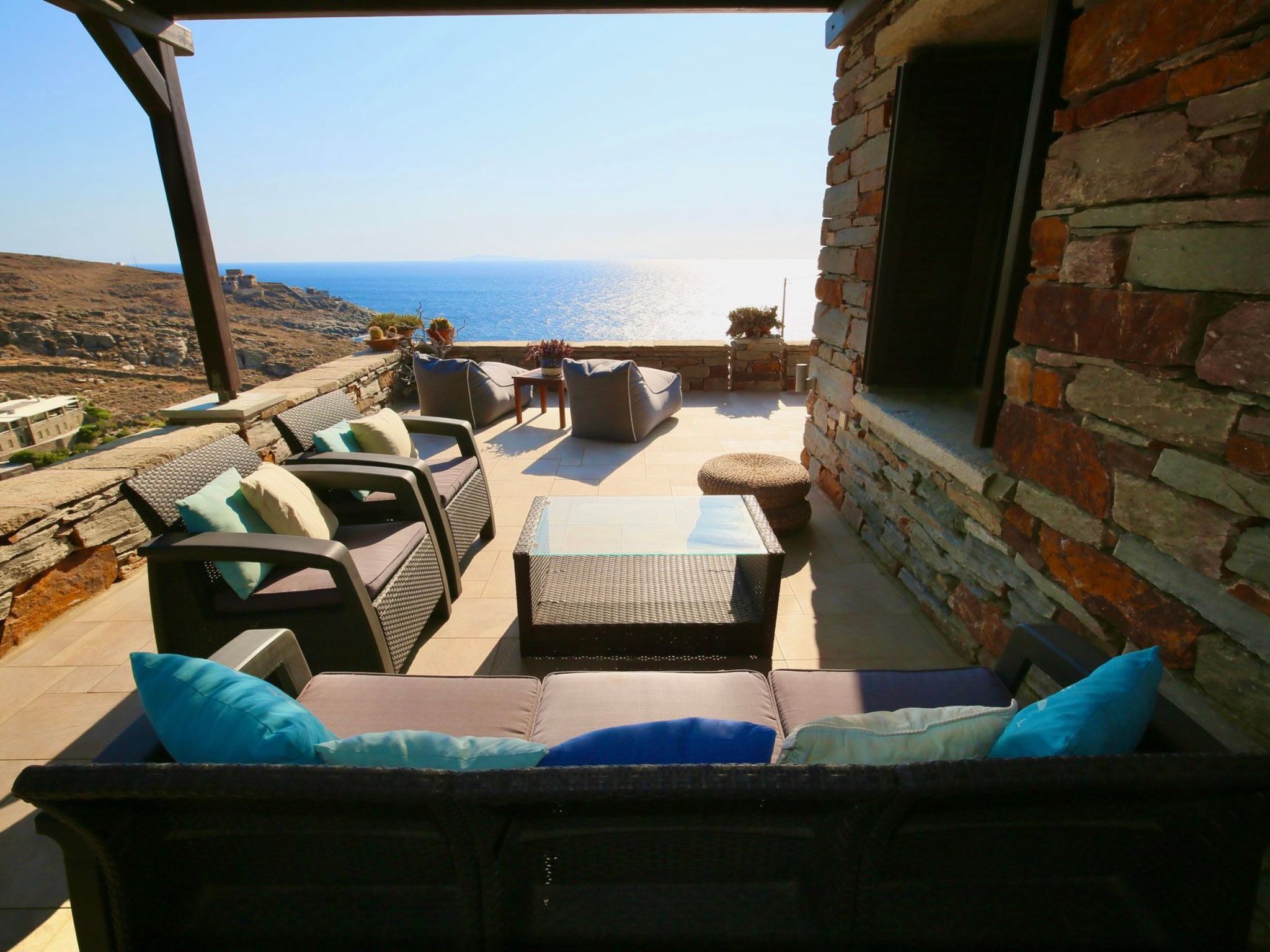 Luxusvilla bietet privaten Zugang zu einem abgelegenen Strand-Binnen