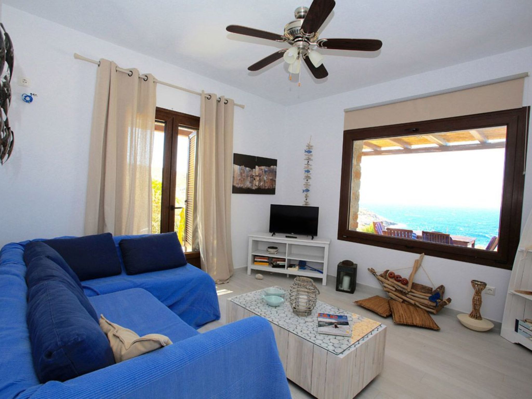 Ruhig gelegene Wohnung mit Meerblick an einem abgelegenen Strand-Image-tags.info