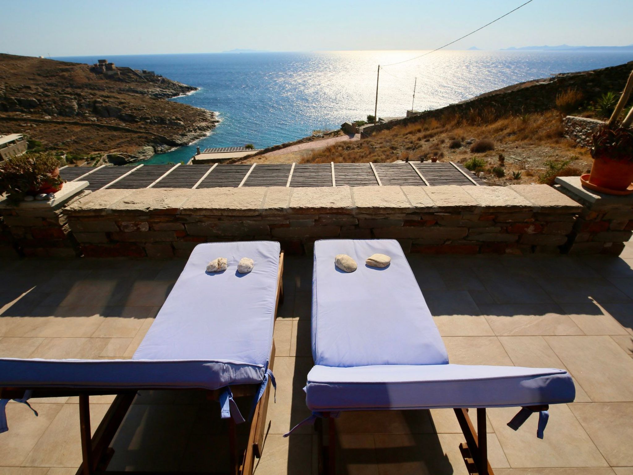 Luxuriöse, private Villa mit Meerblick, abgelegener Strand-Binnen